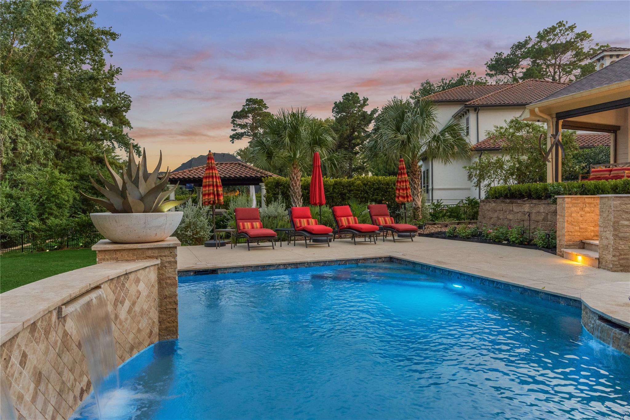 10 Westlyn Lane
