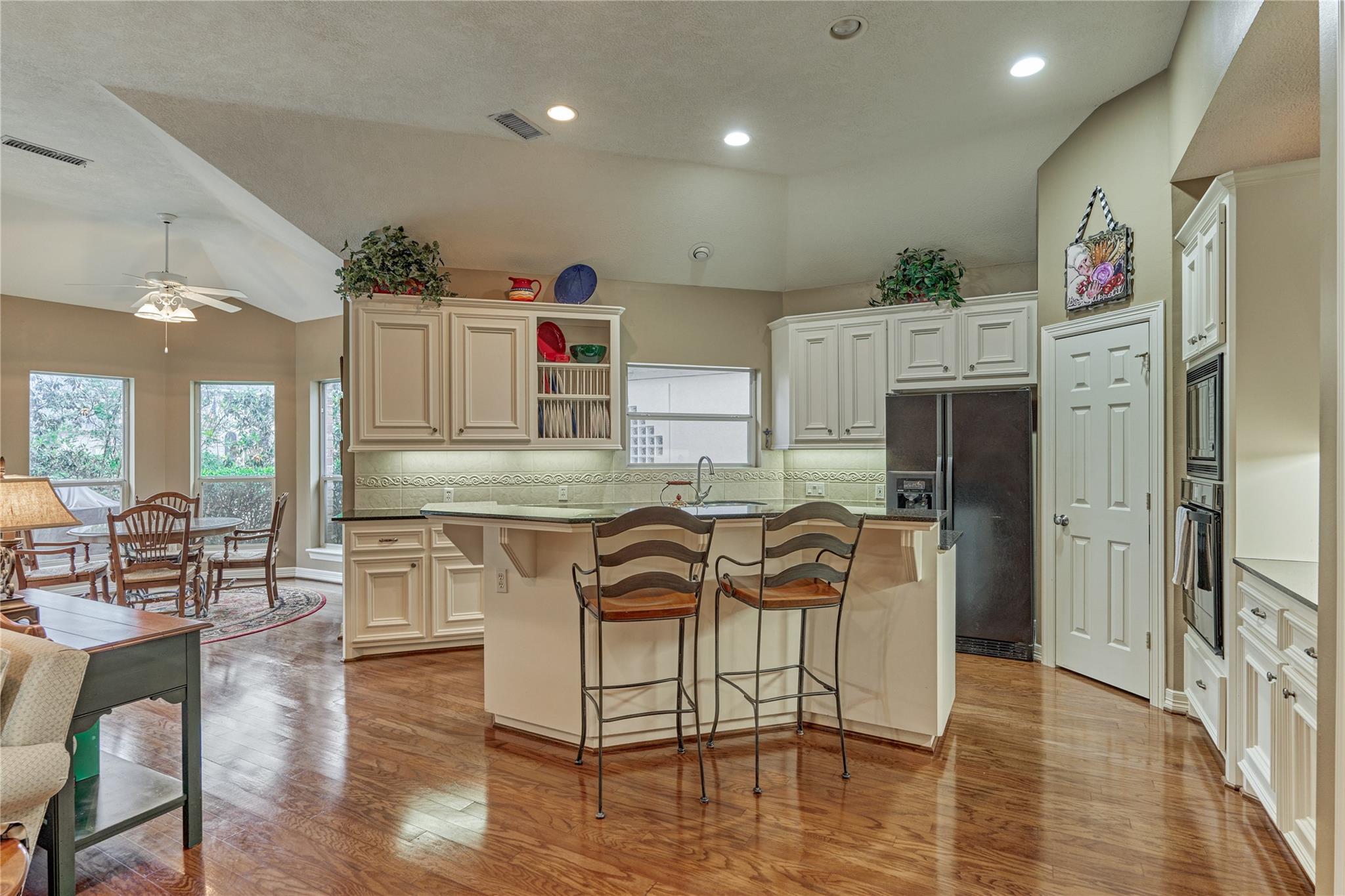 33 Winthrop Harbor N
