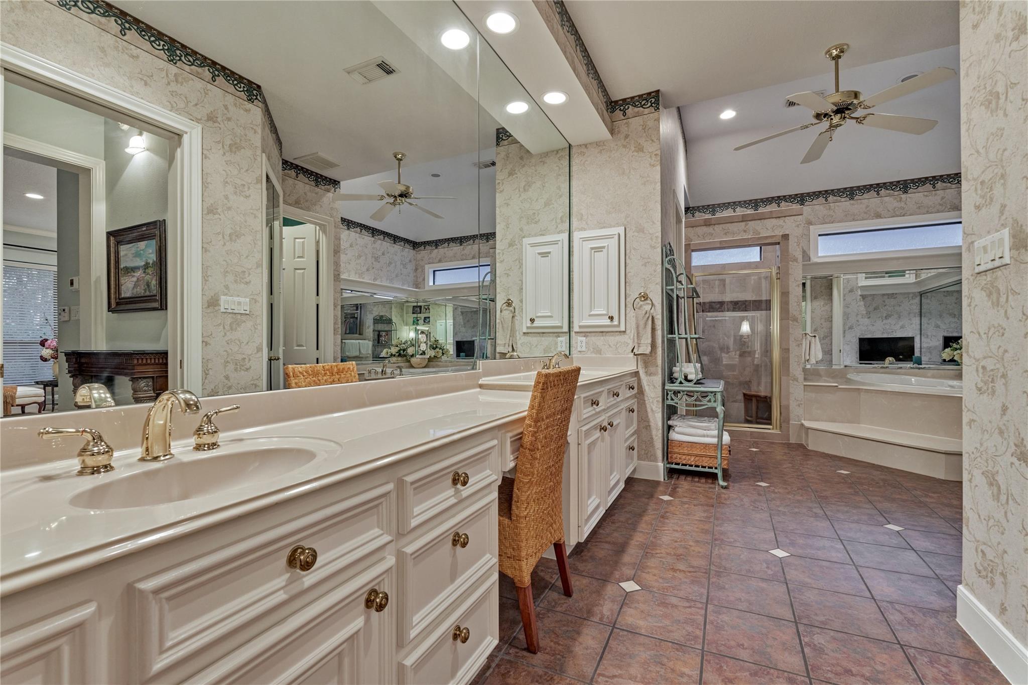 3073 Bentwater Drive