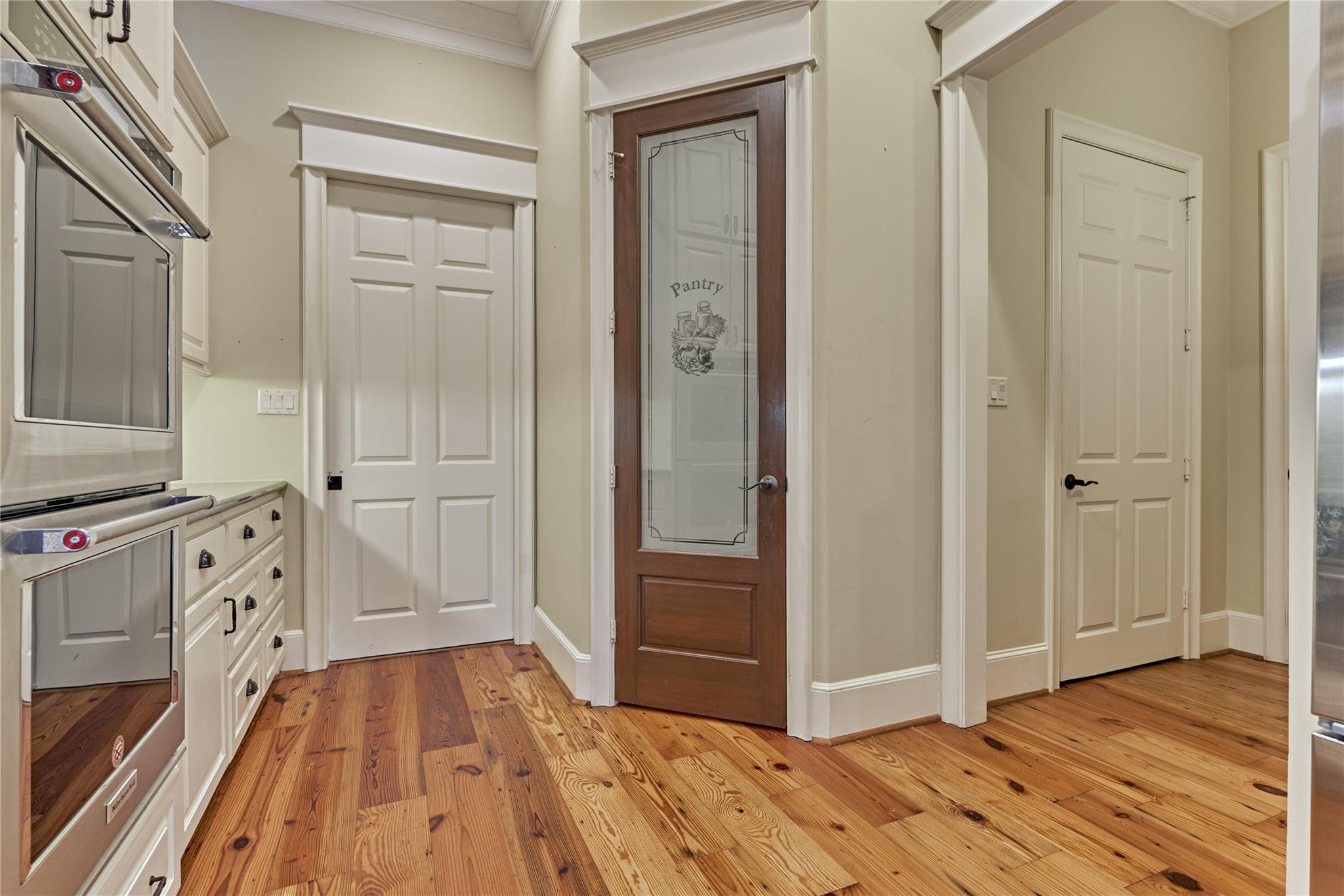 102 Winthrop Harbor S