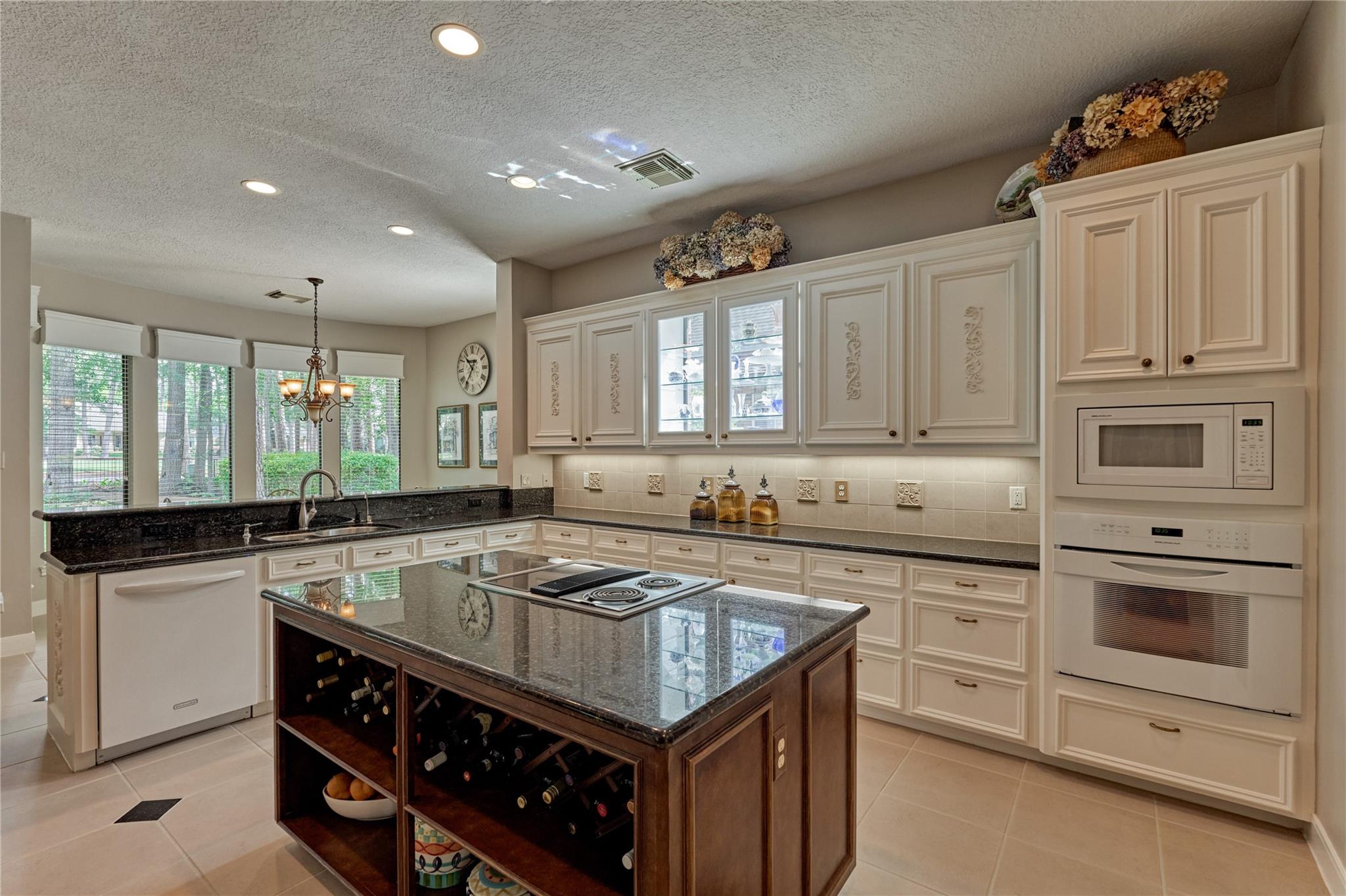 3073 Bentwater Drive
