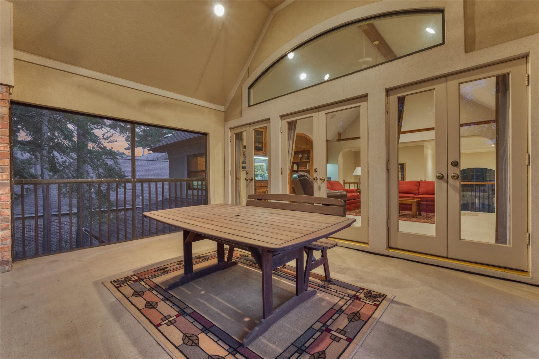 3073 Bentwater Drive