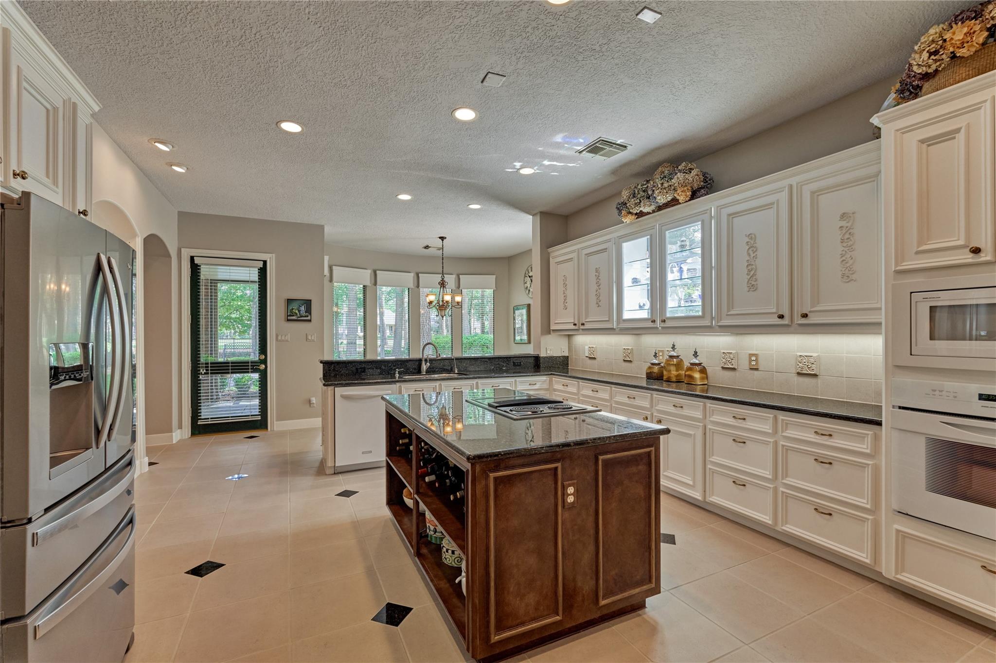 3073 Bentwater Drive