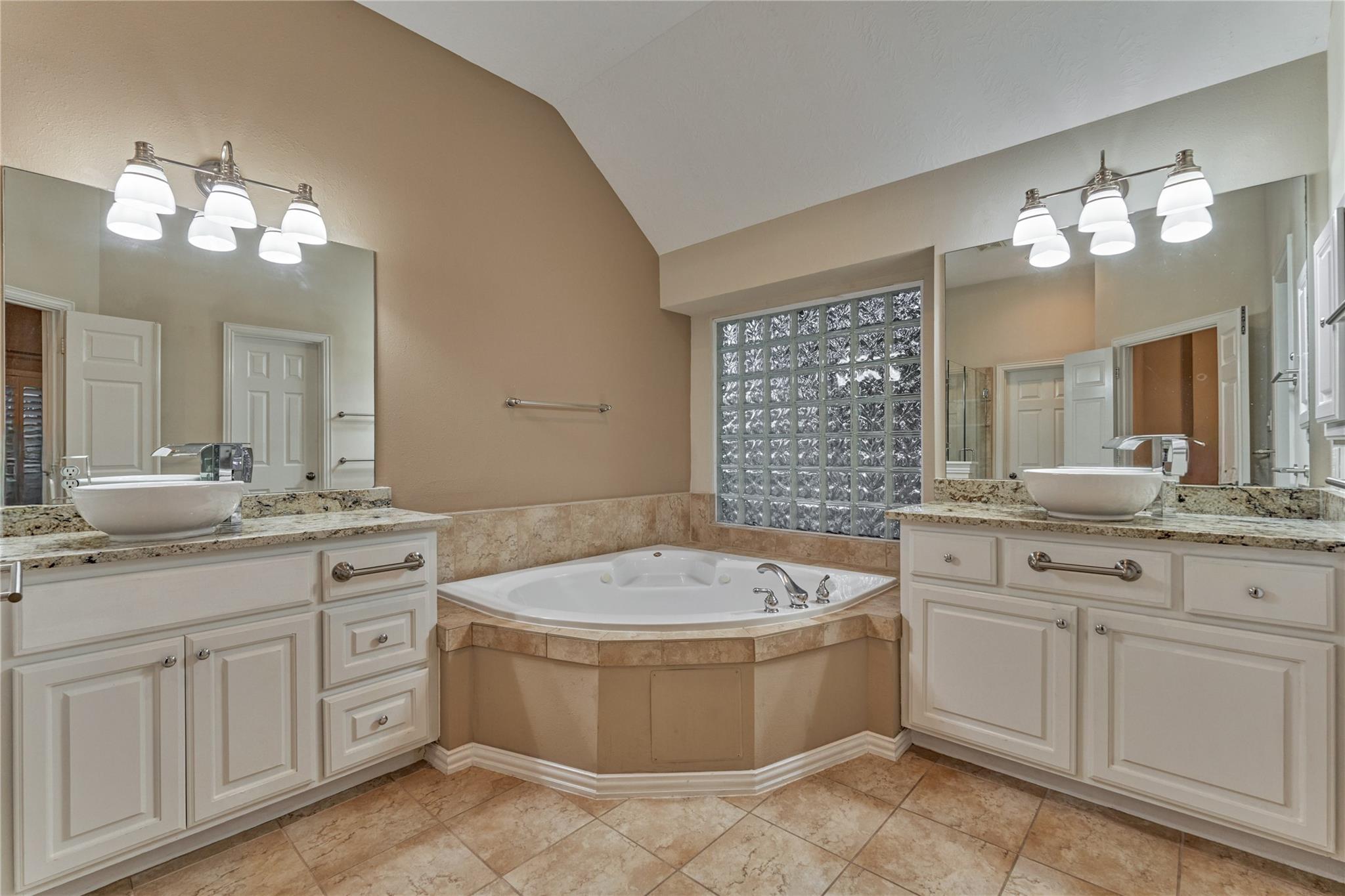 11 Brookwood Court