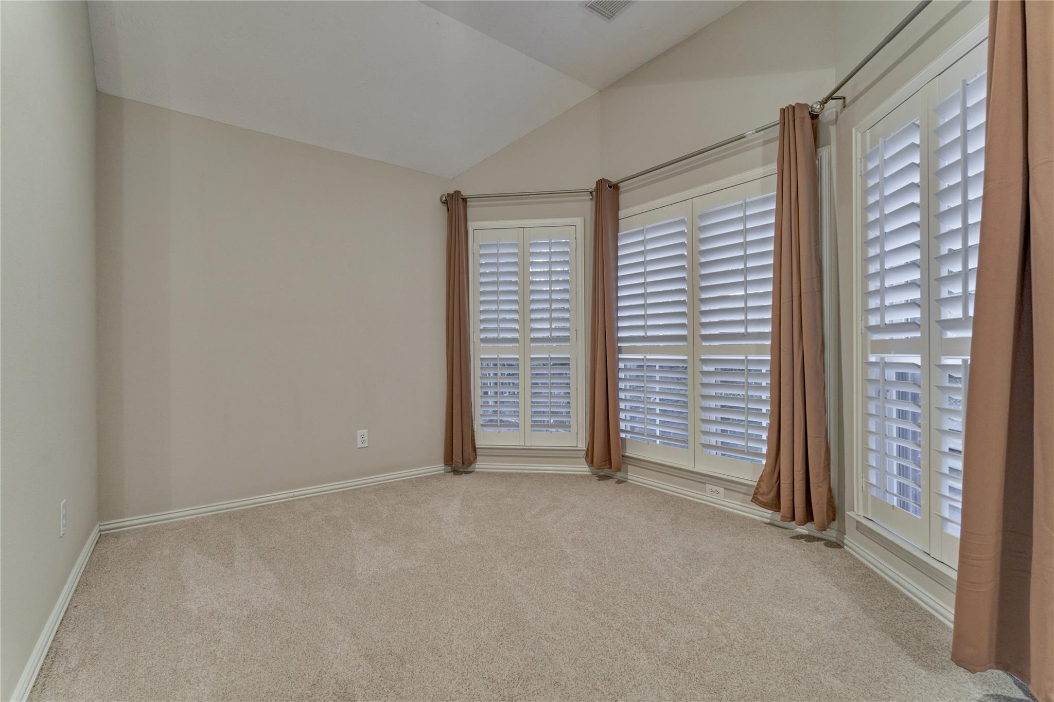 11 Brookwood Court