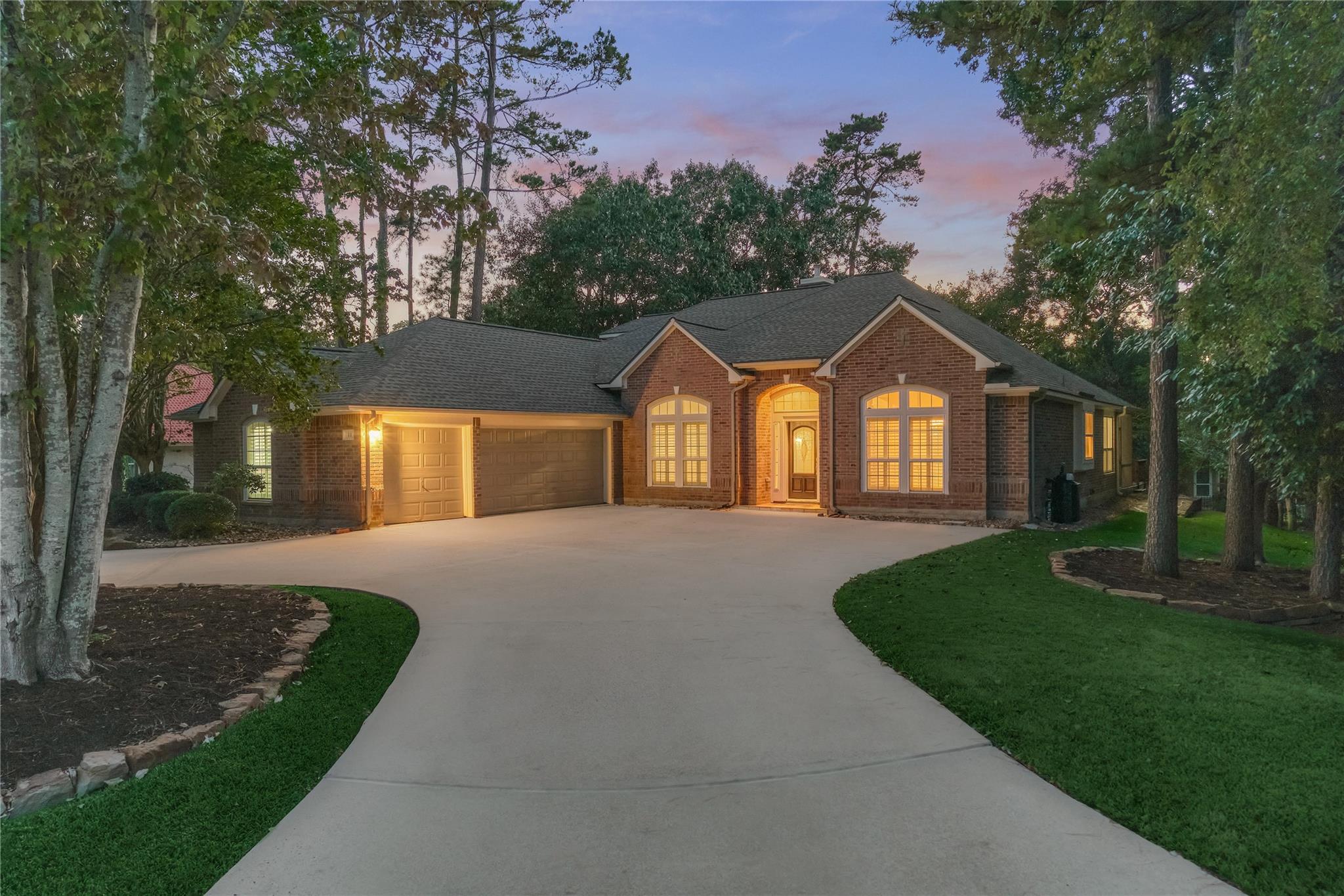 11 Brookwood Court