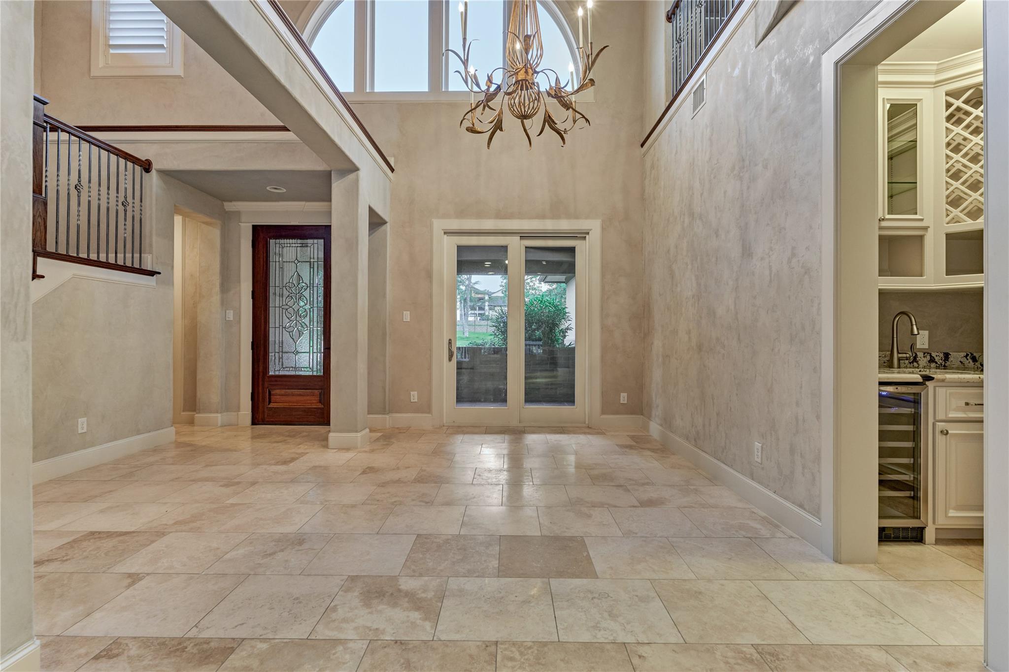 3 Edgewood Drive W