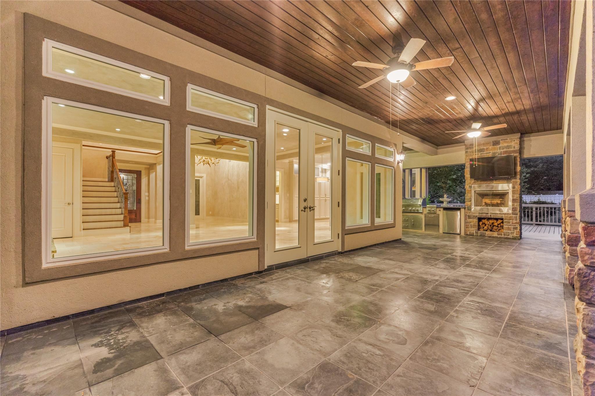 3 Edgewood Drive W