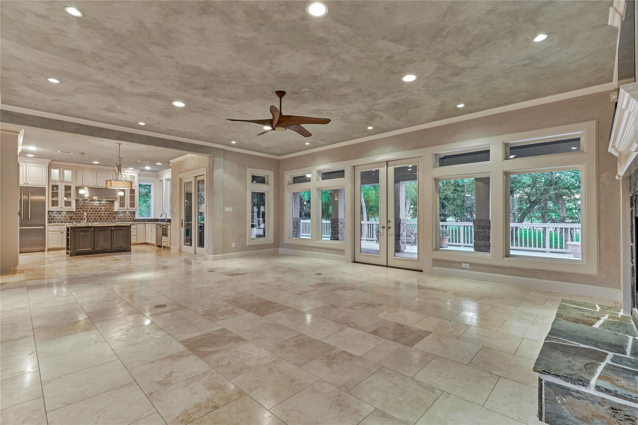 3 Edgewood Drive W
