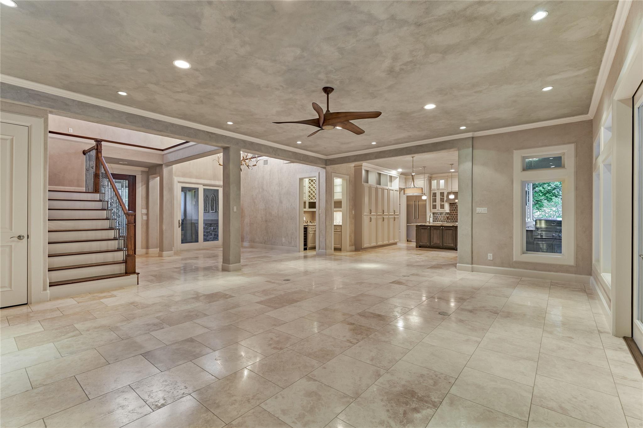 3 Edgewood Drive W