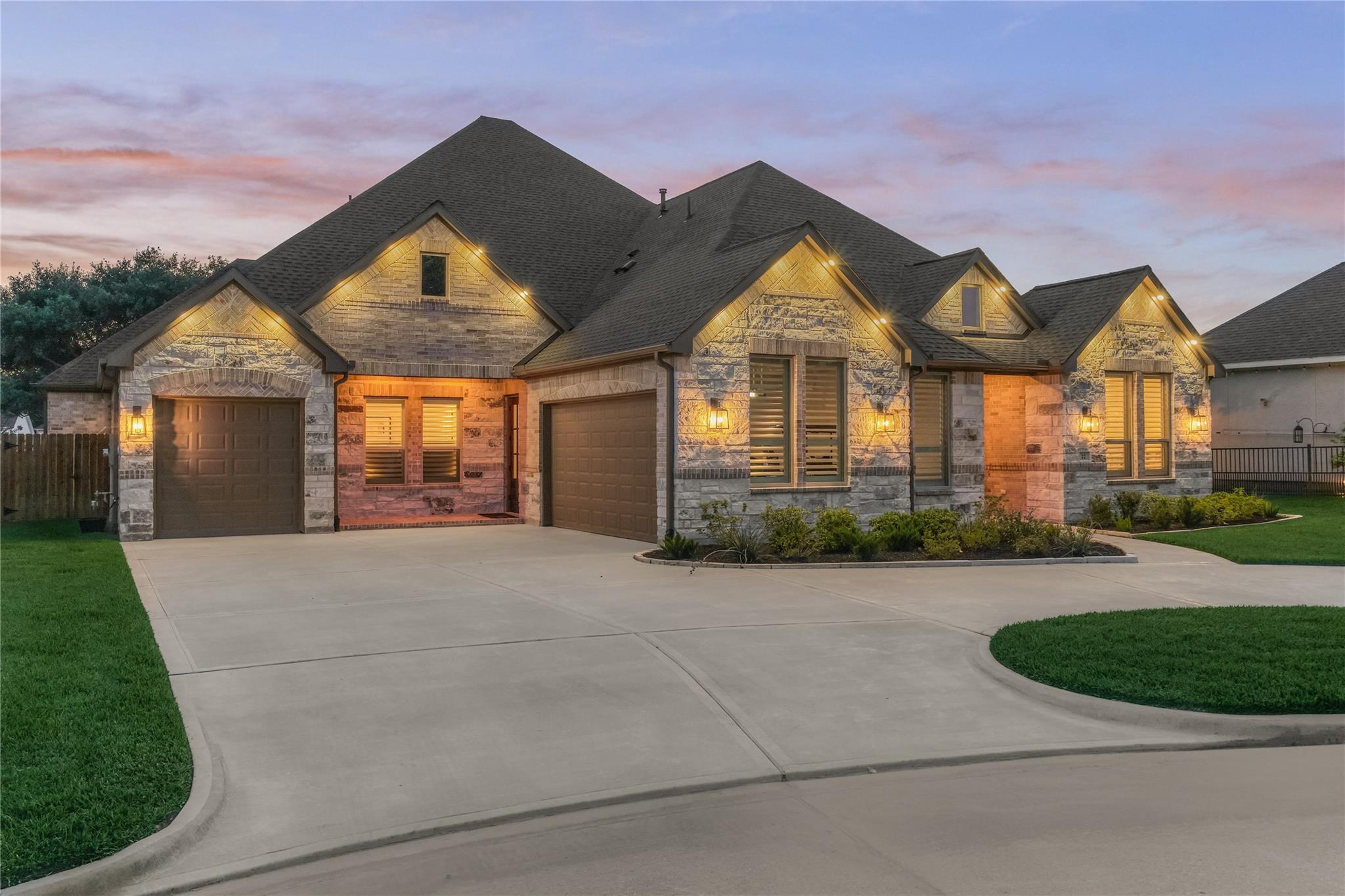 22 Darien Court