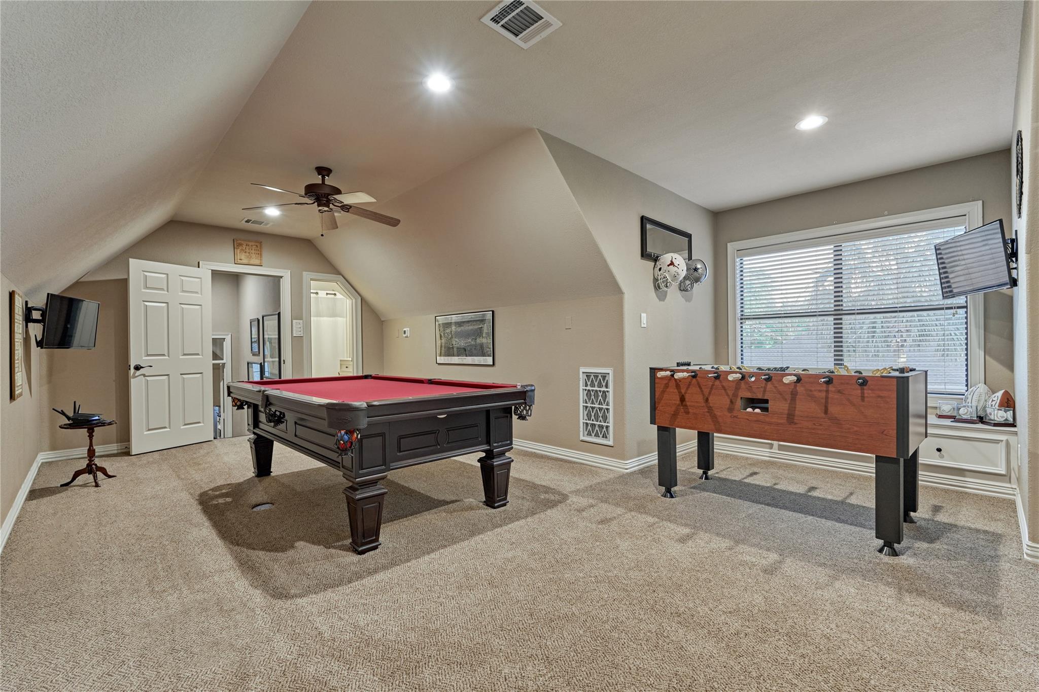 29 Winthrop Harbor Court