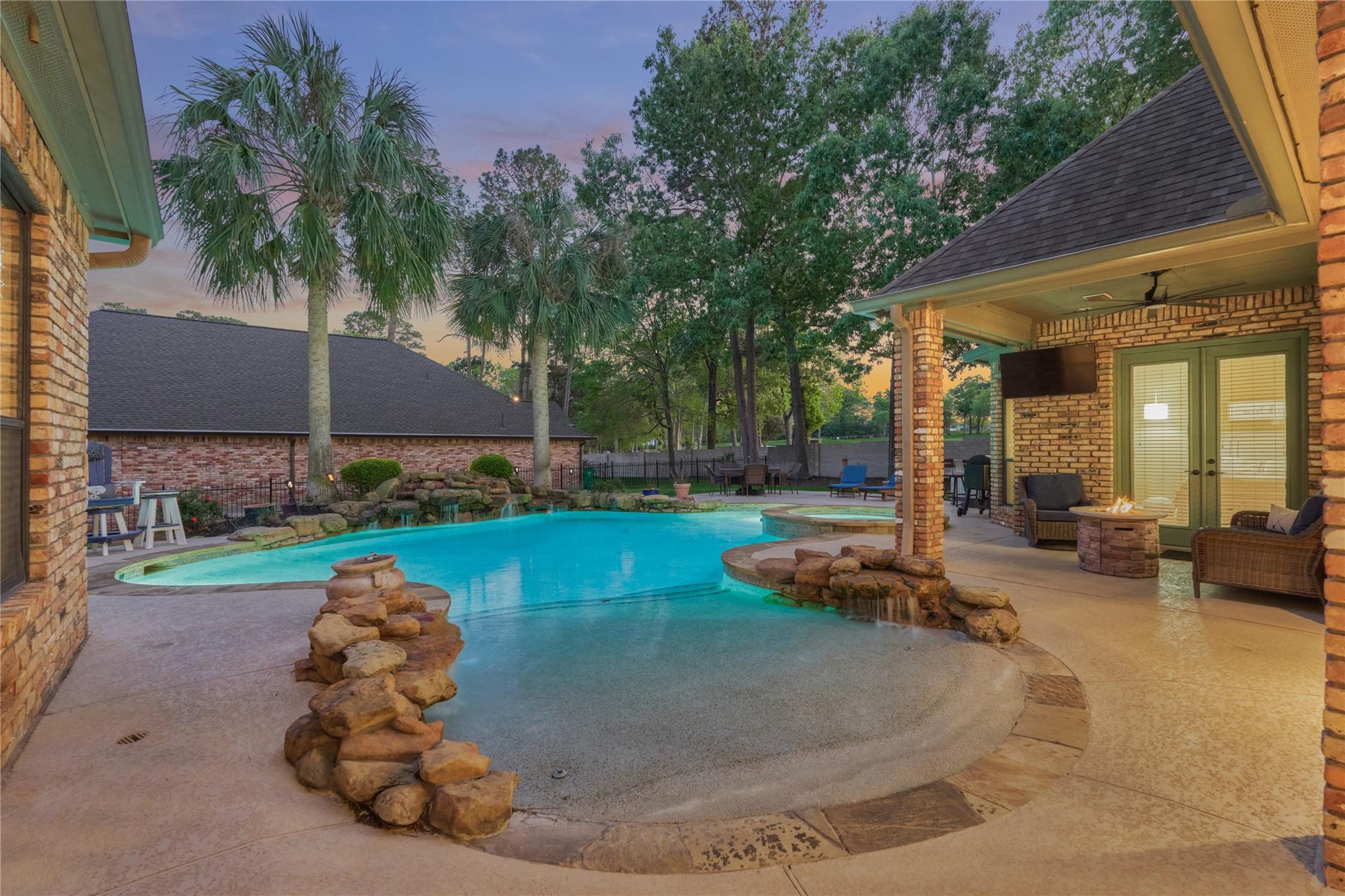 29 Winthrop Harbor Court