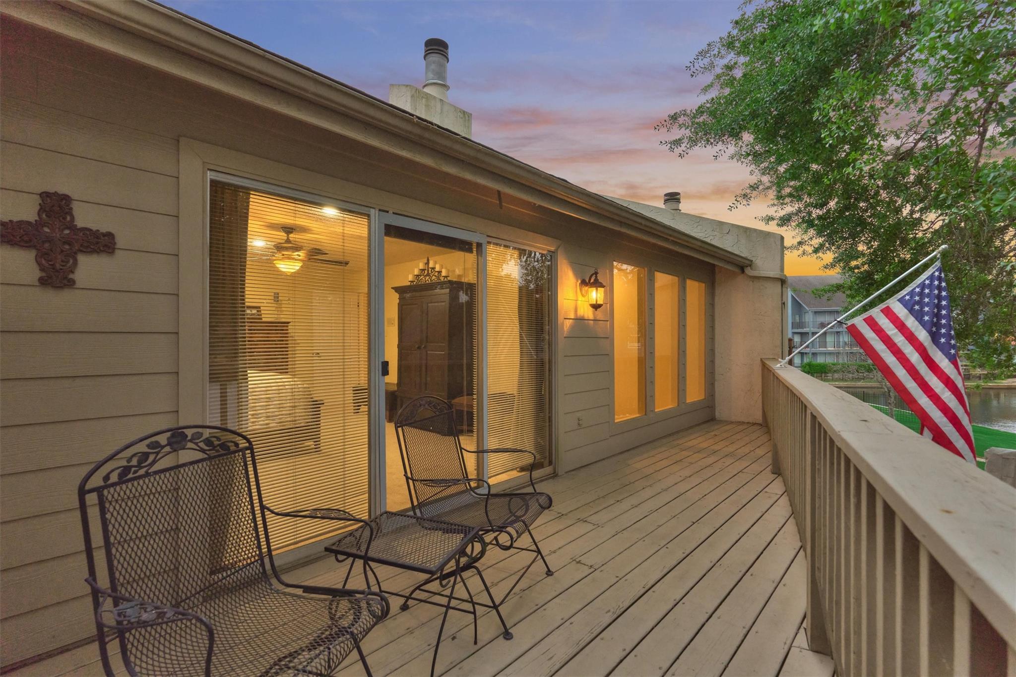 3923 Lakewood Drive