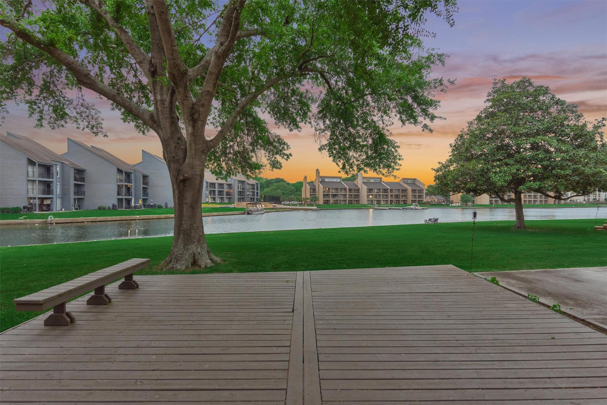 3923 Lakewood Drive