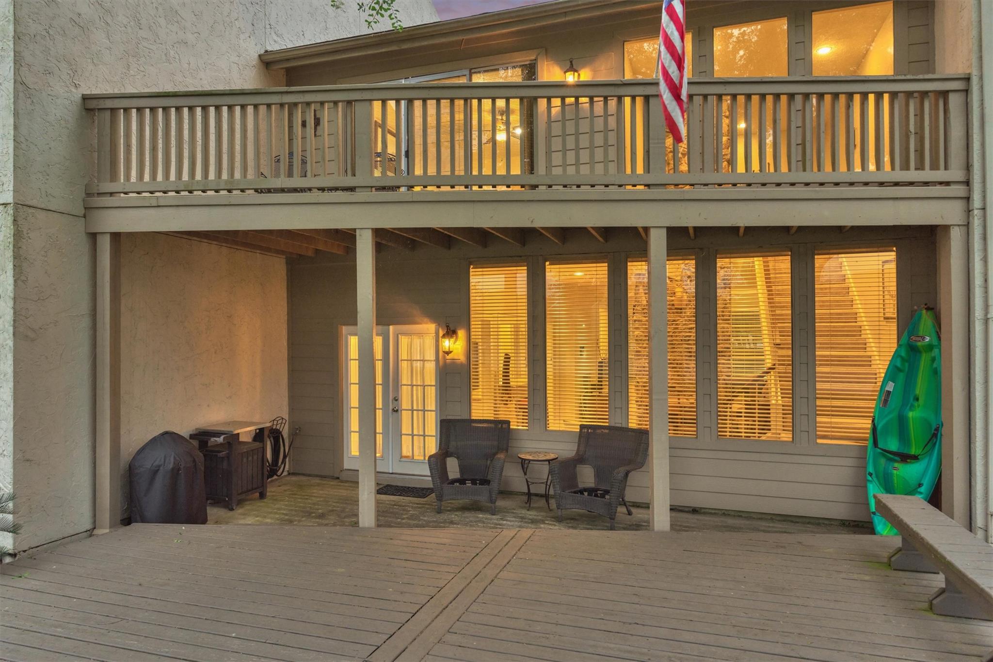 3923 Lakewood Drive