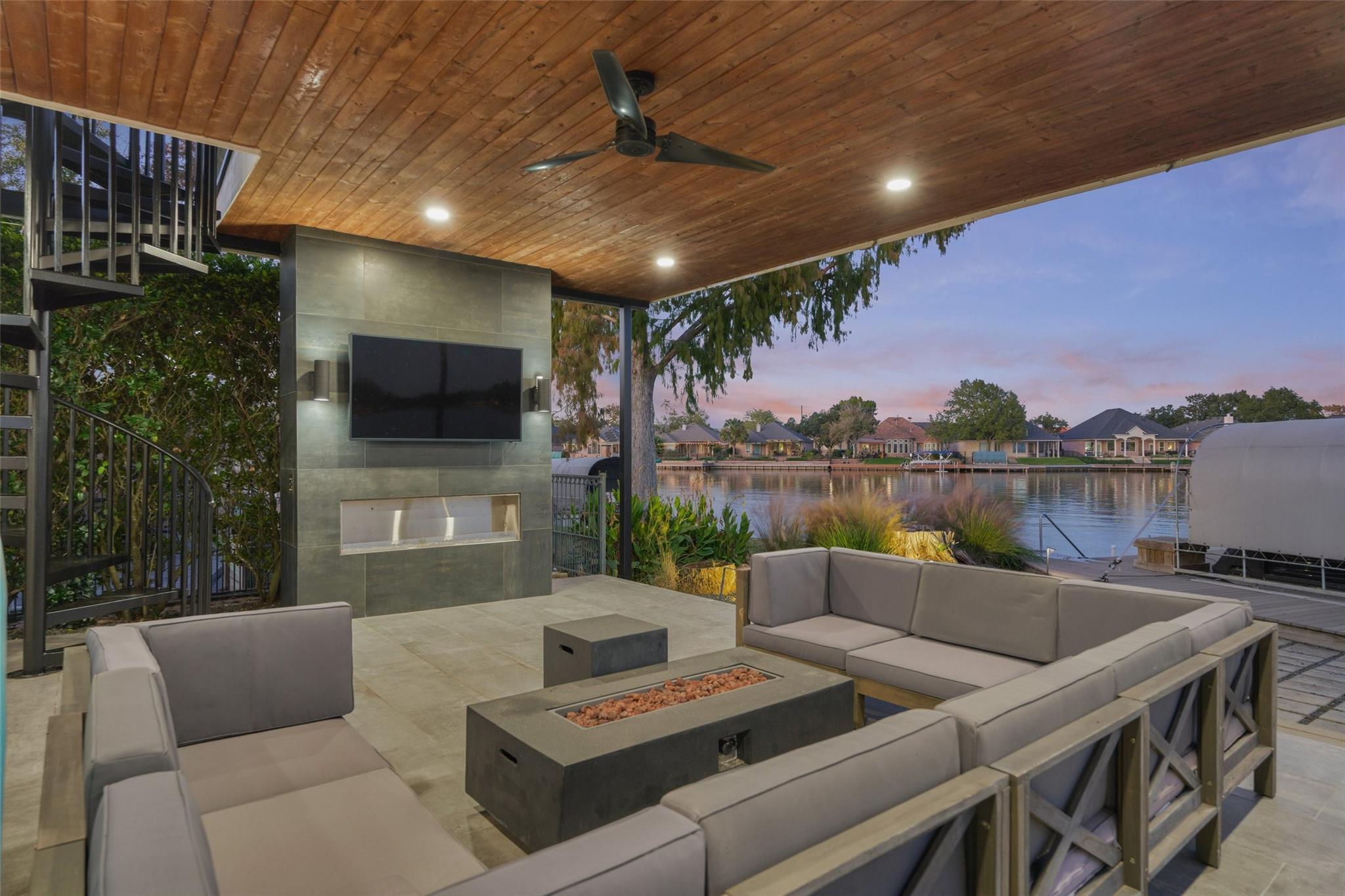 12870 Pelican Island Drive