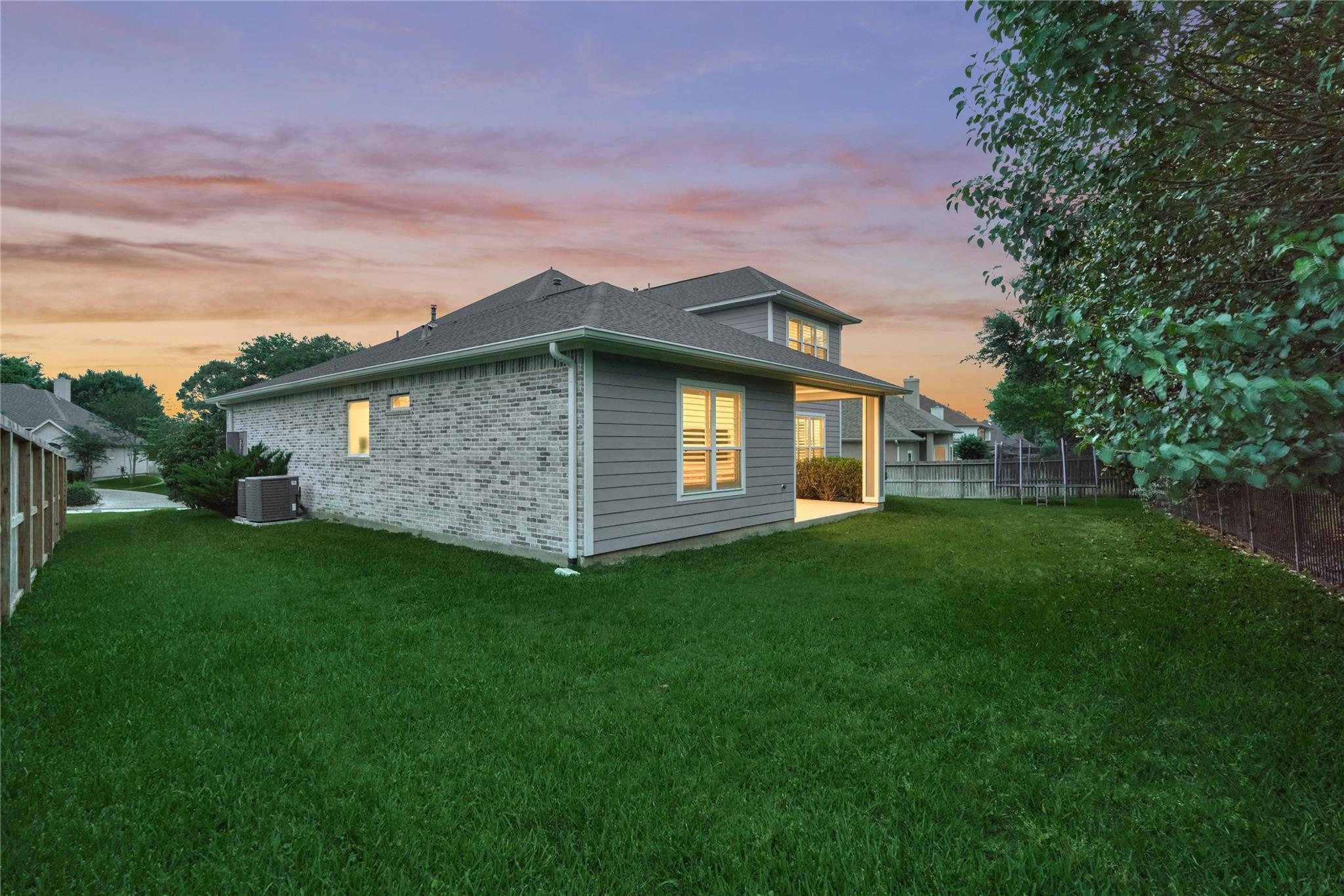 71 Victoria Drive W