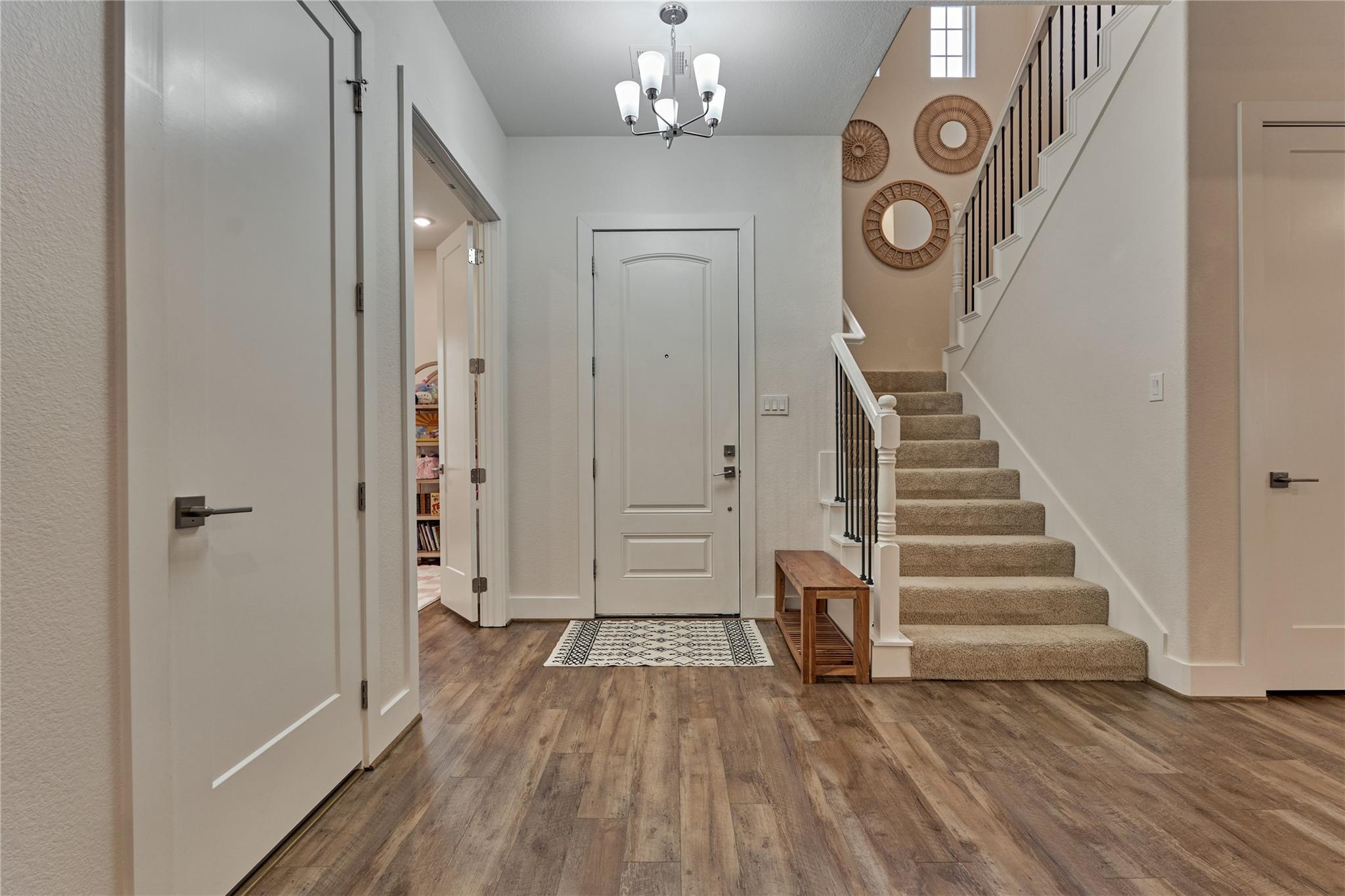 71 Victoria Drive W