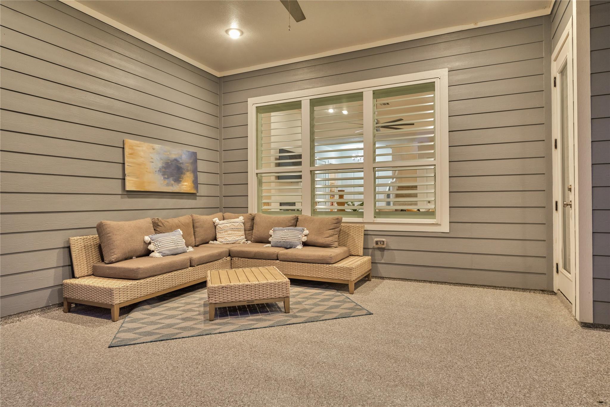 71 Victoria Drive W