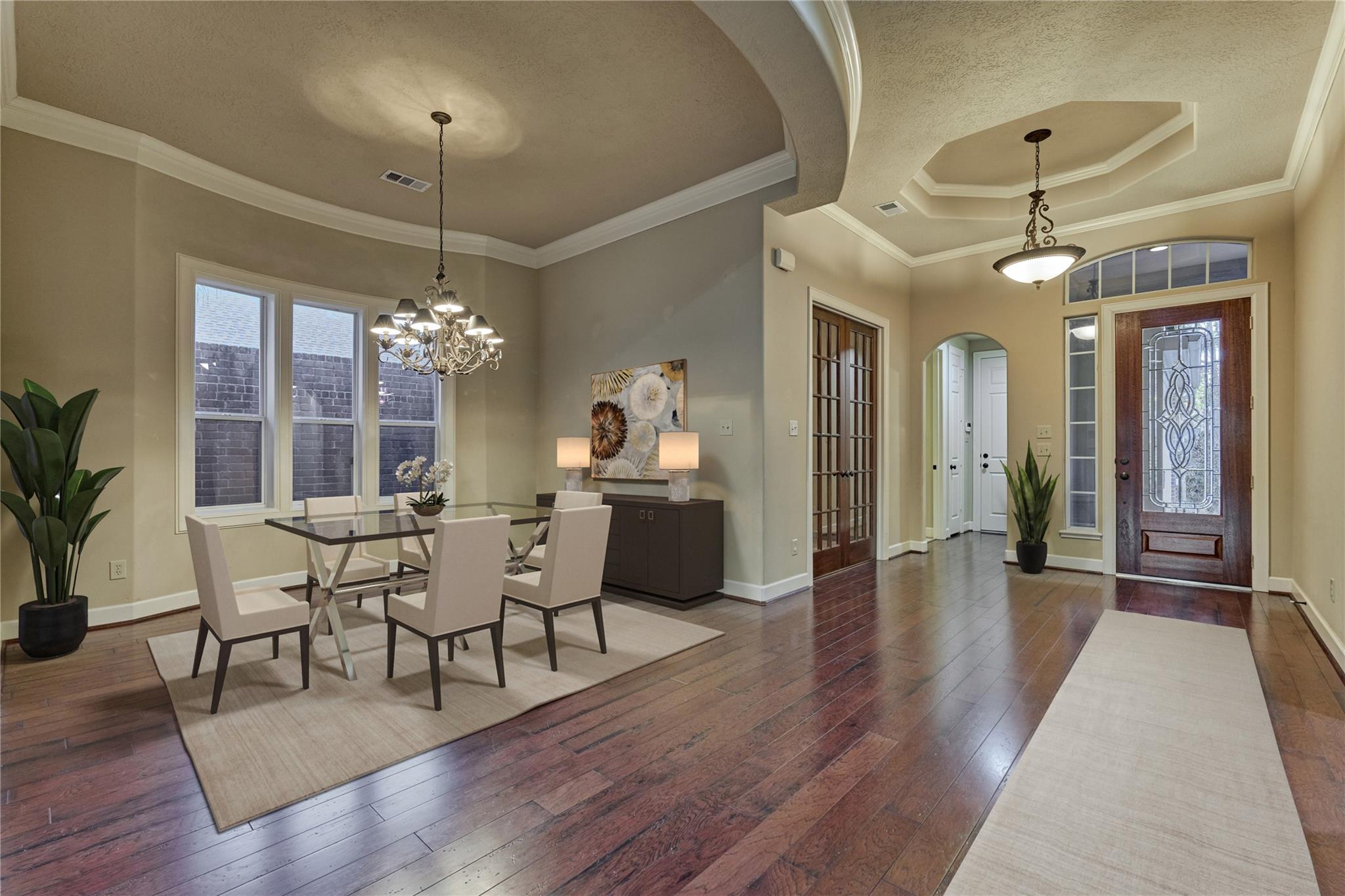 196 W Pines Drive
