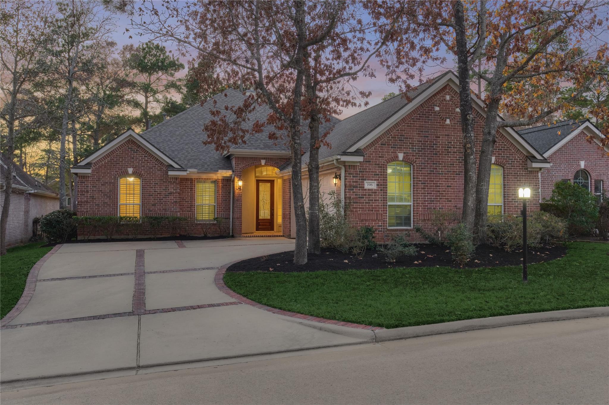 196 W Pines Drive