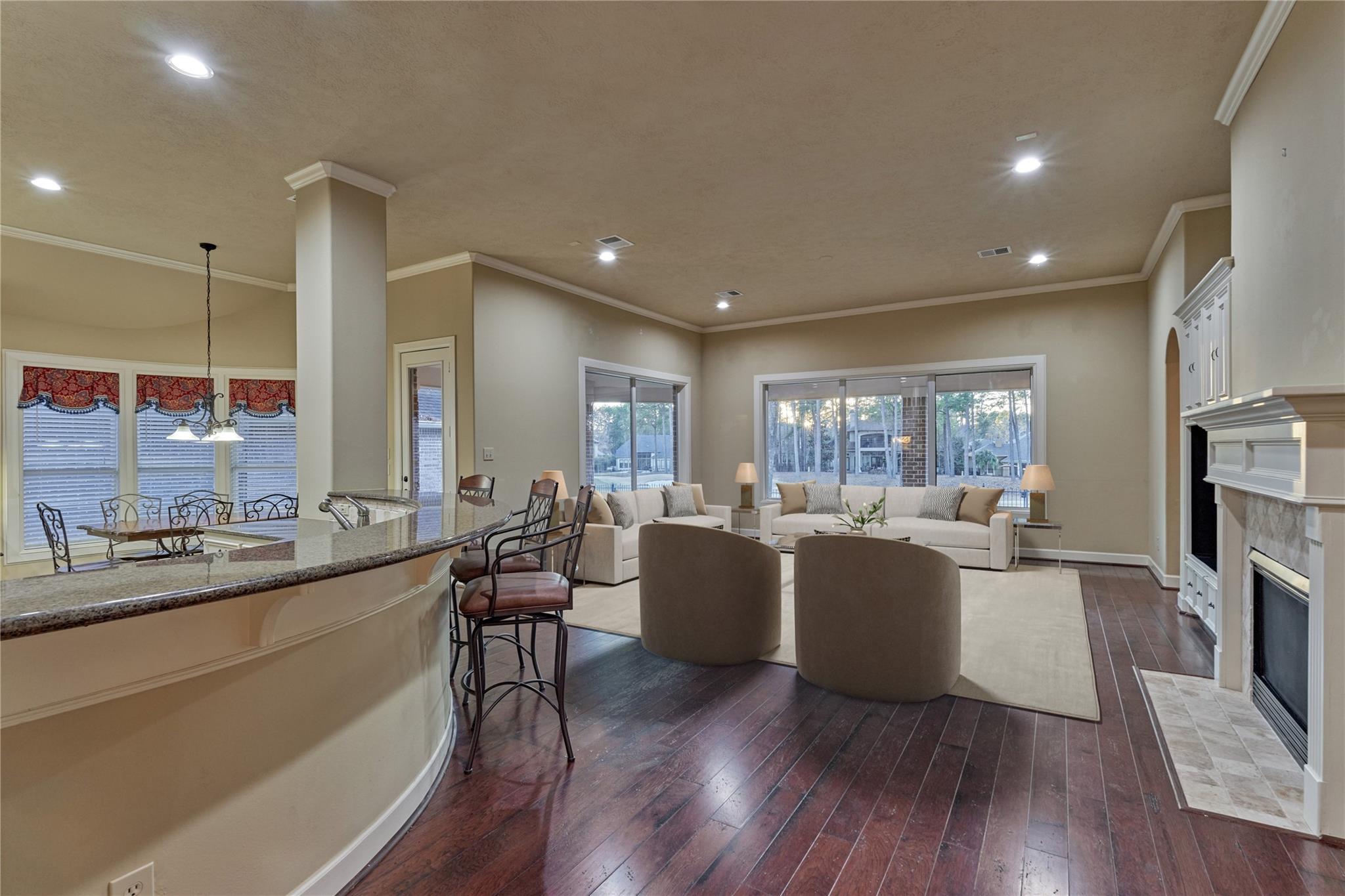 196 W Pines Drive