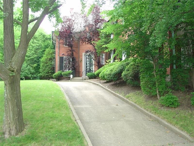 1200 Bennington Ave