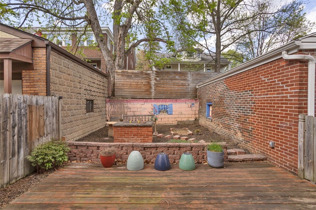7543 Rosemary Rd