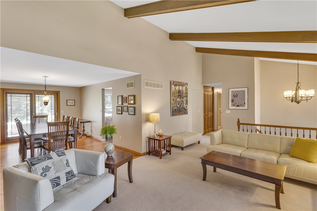 1928 Caribou Dr