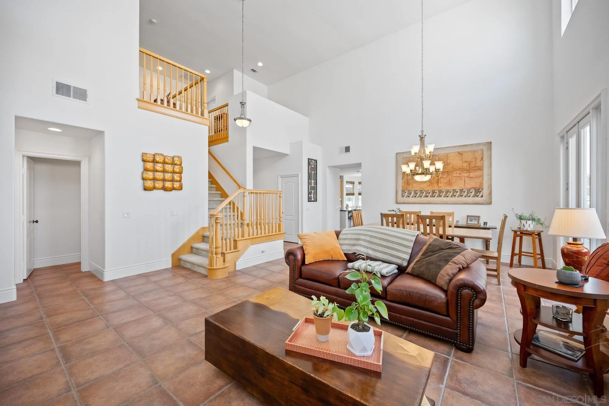 3243 Avenida Aragon