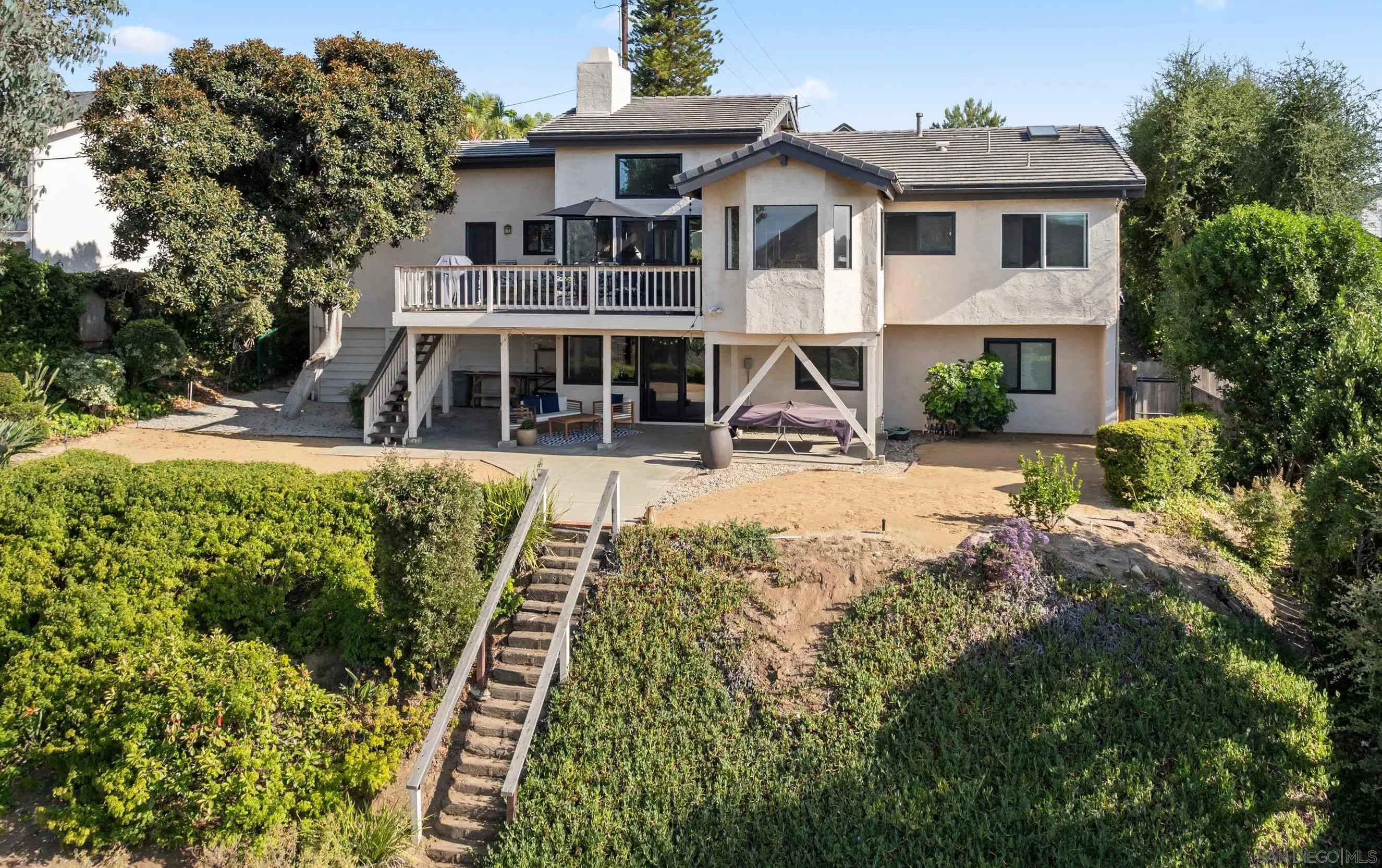 17924 Saint Andrews Dr