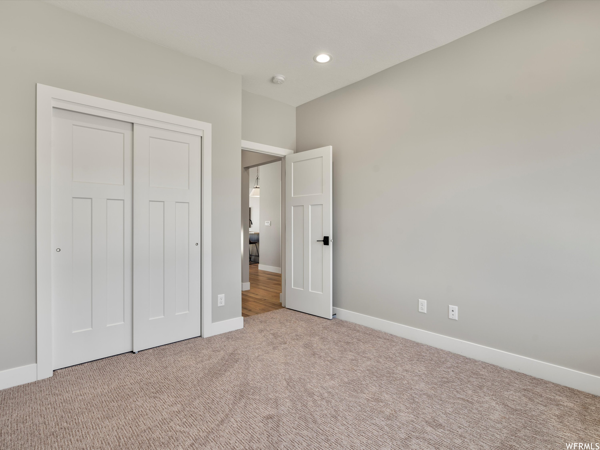 4832 E PADDLEFORD DR