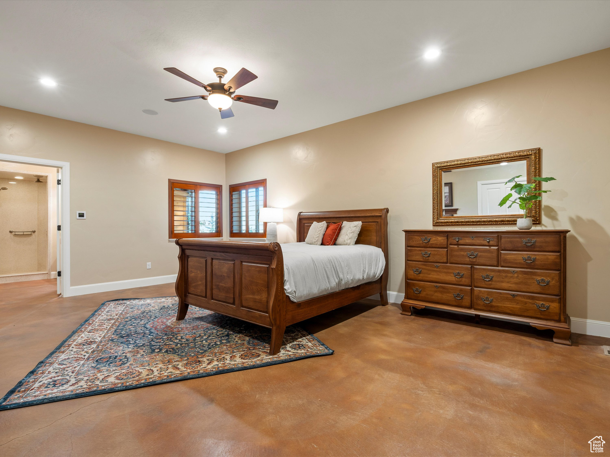 4129 E NORDIC VALLEY DR