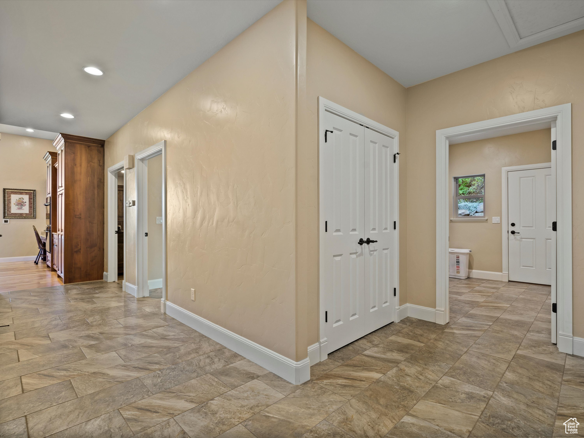 4129 E NORDIC VALLEY DR