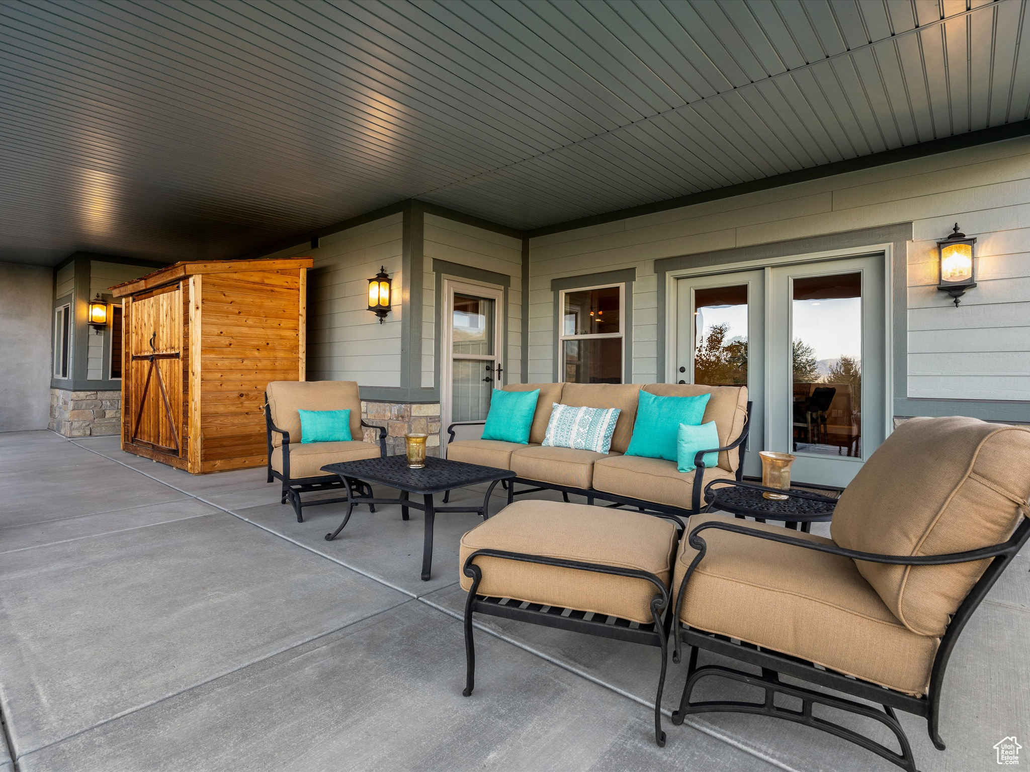 4129 E NORDIC VALLEY DR