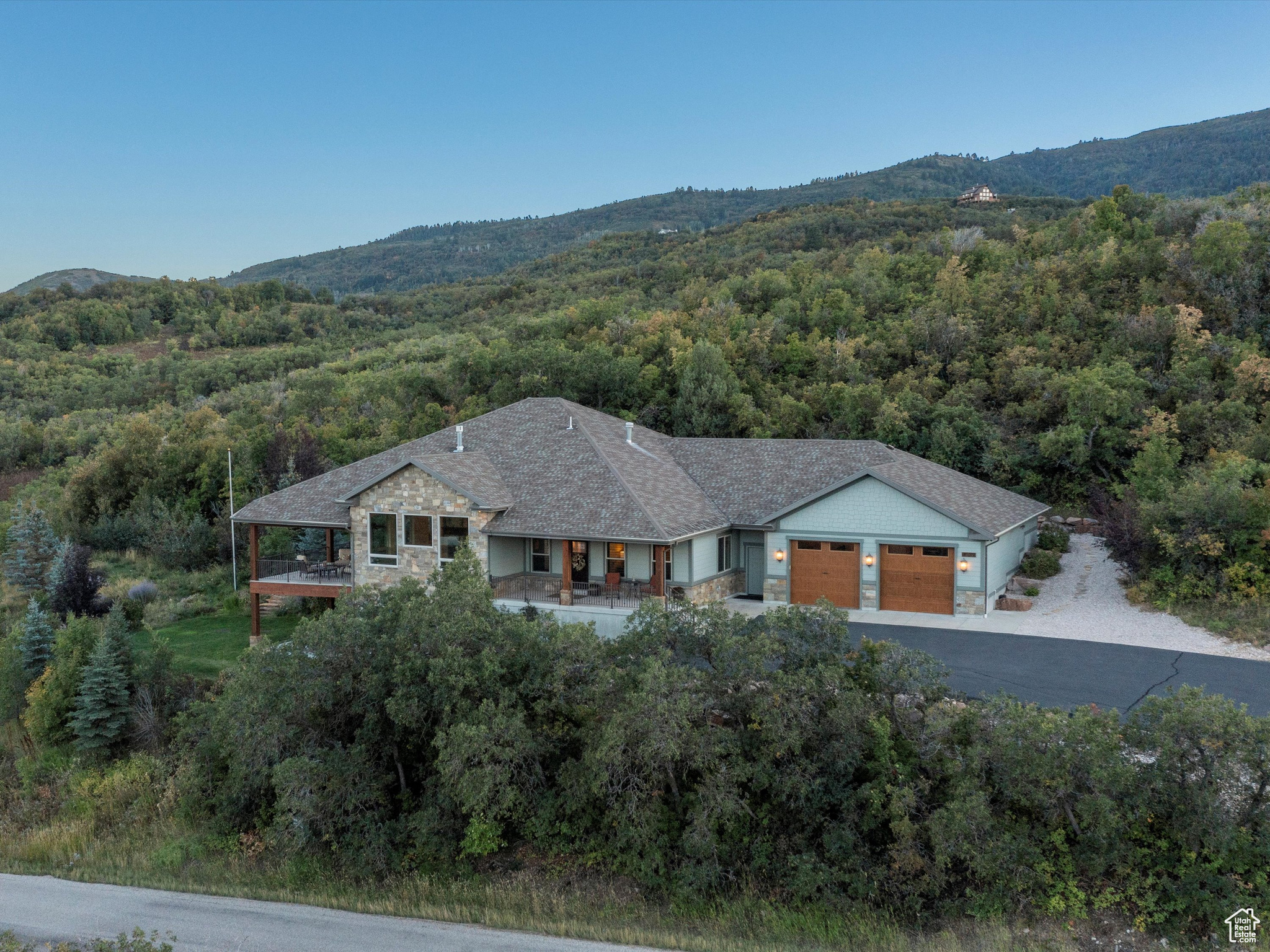 4129 E NORDIC VALLEY DR