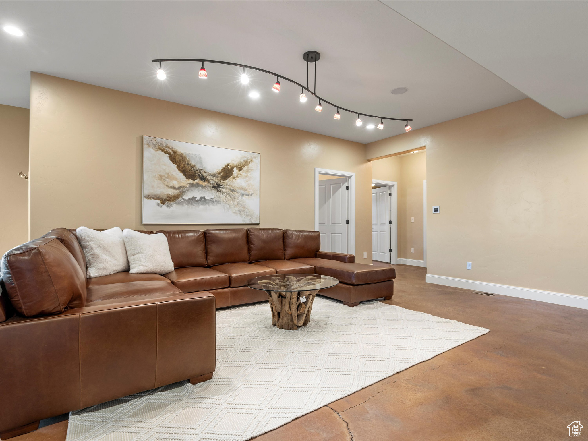 4129 E NORDIC VALLEY DR
