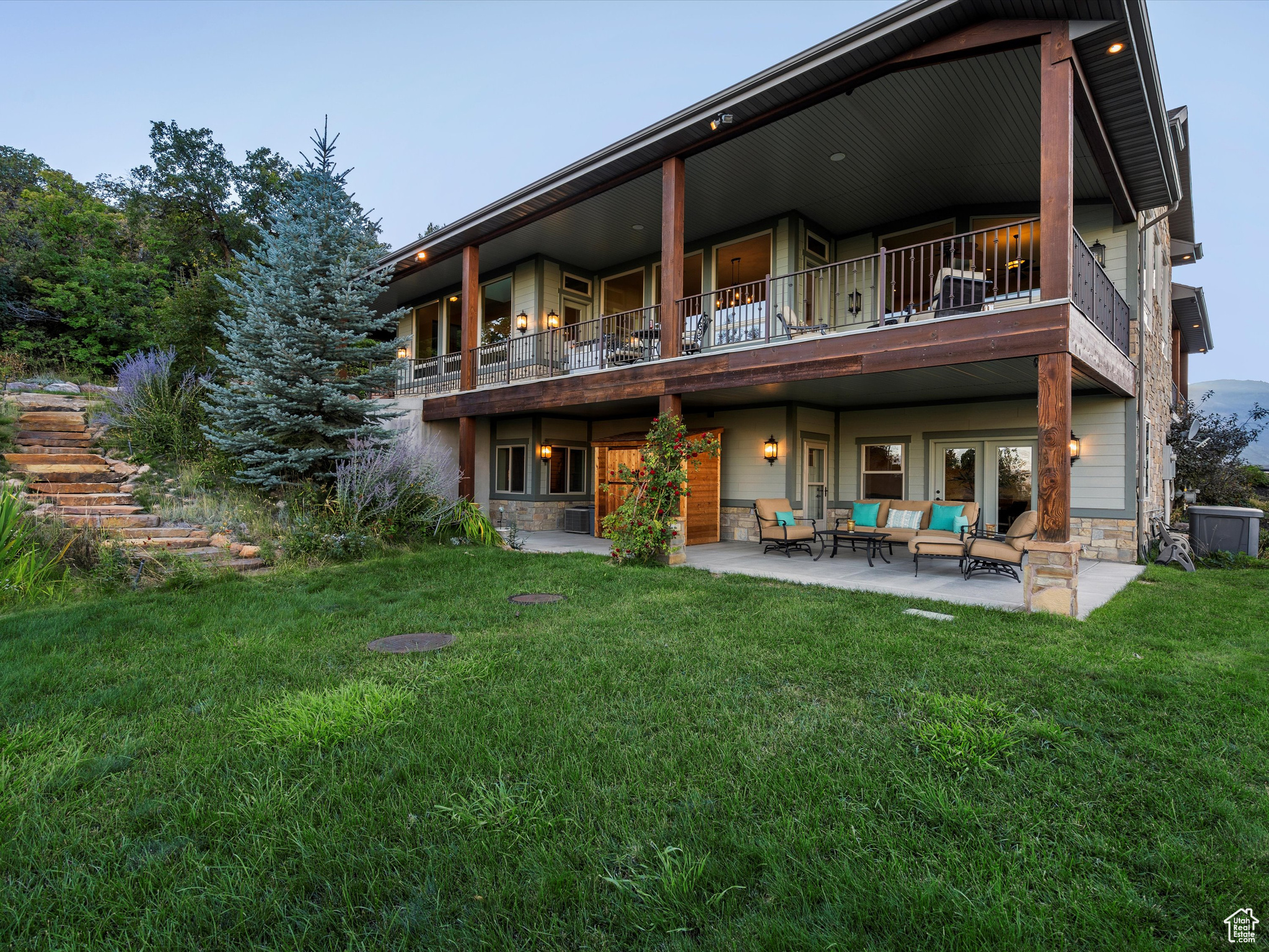 4129 E NORDIC VALLEY DR