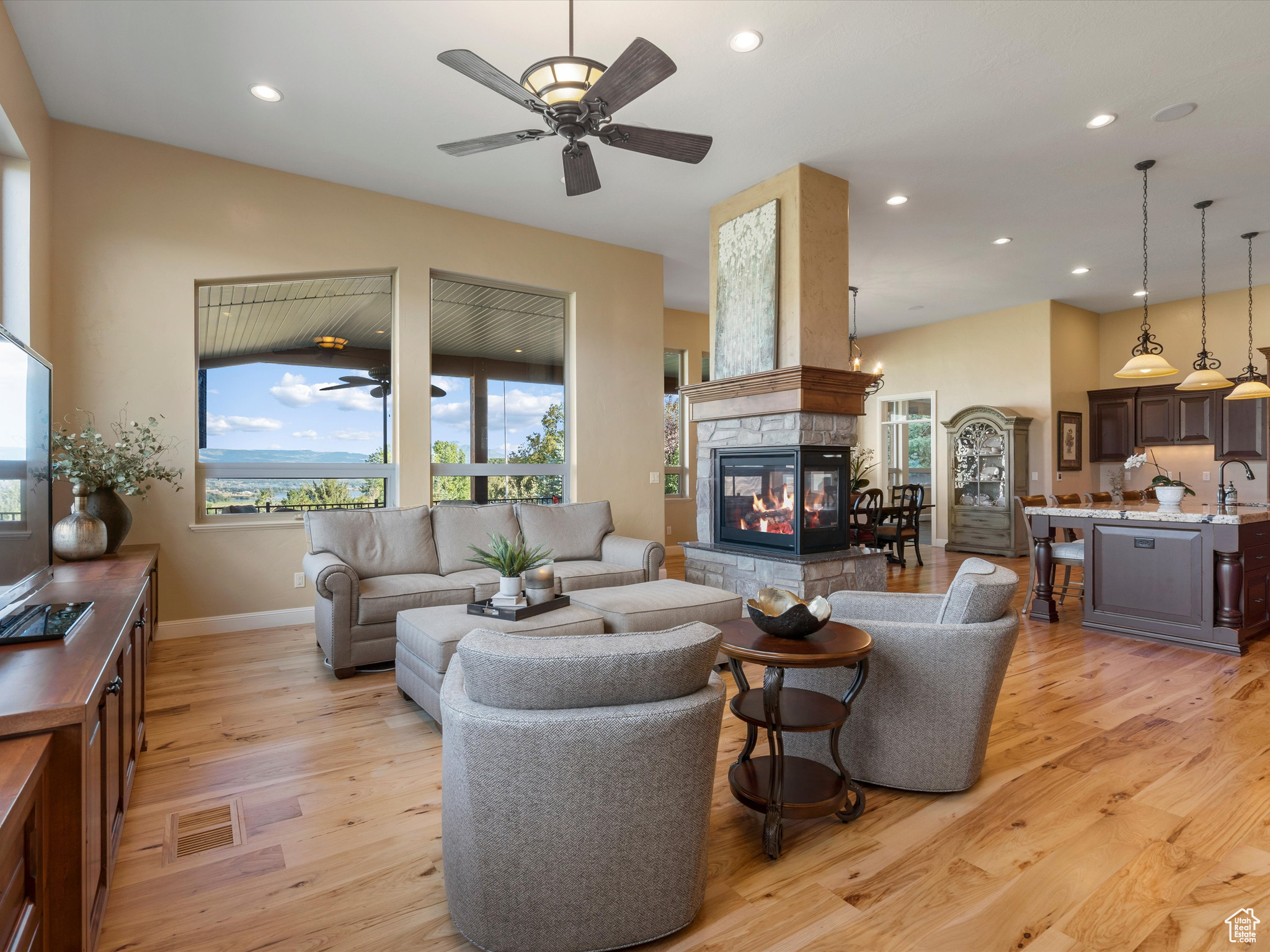 4129 E NORDIC VALLEY DR