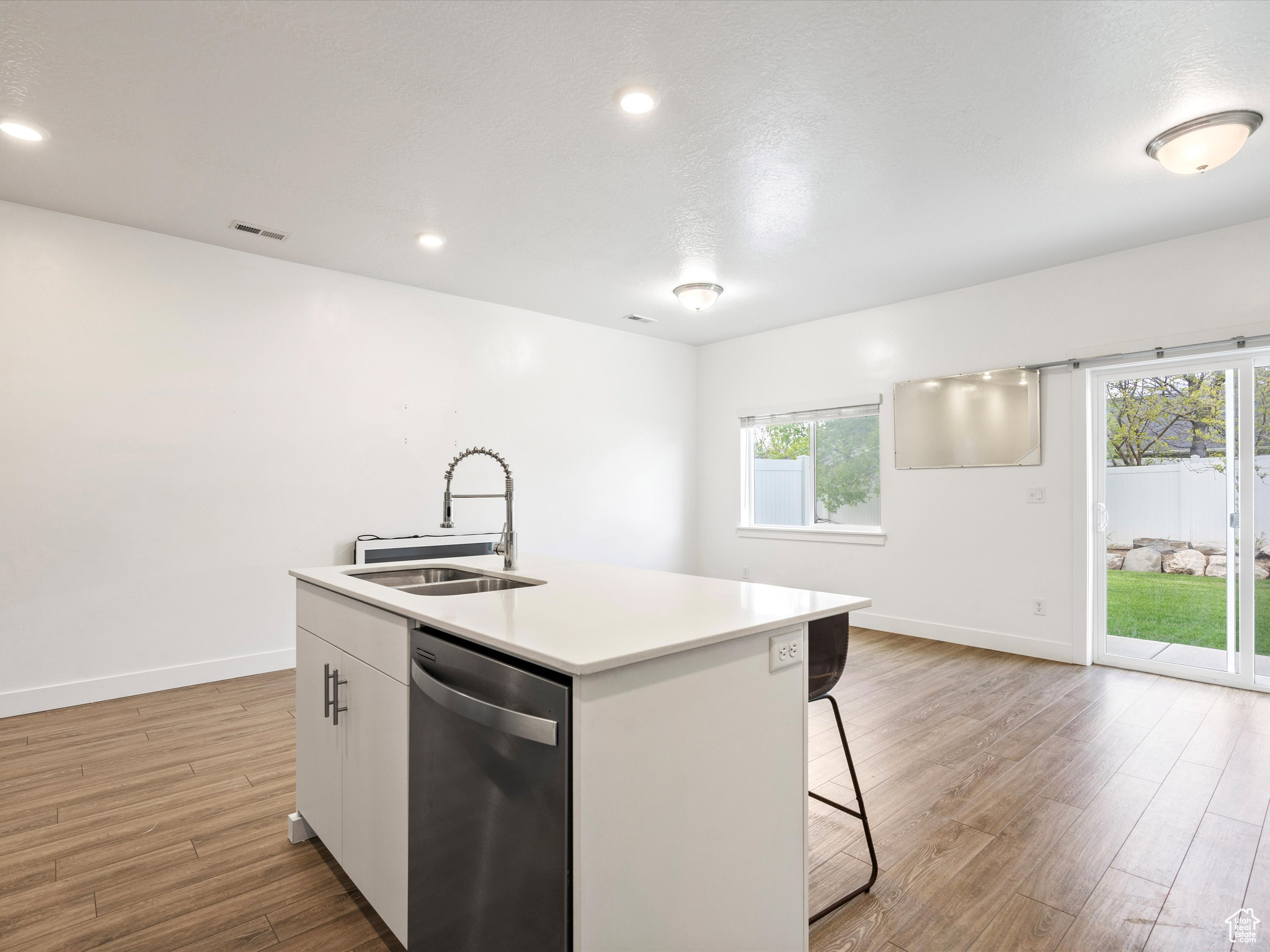 382 E 1850 N #3