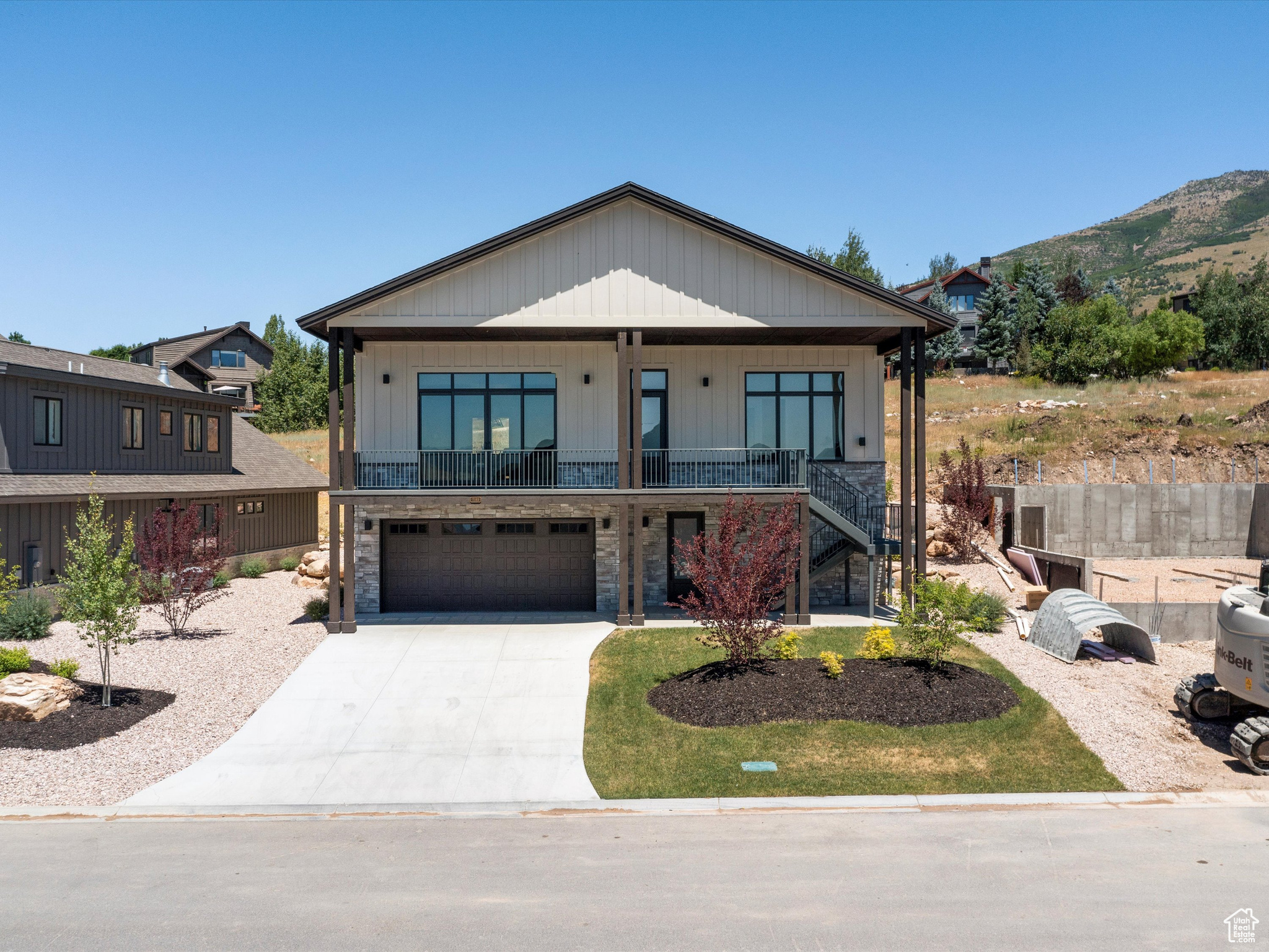 5983 E BIG HORN PKWY