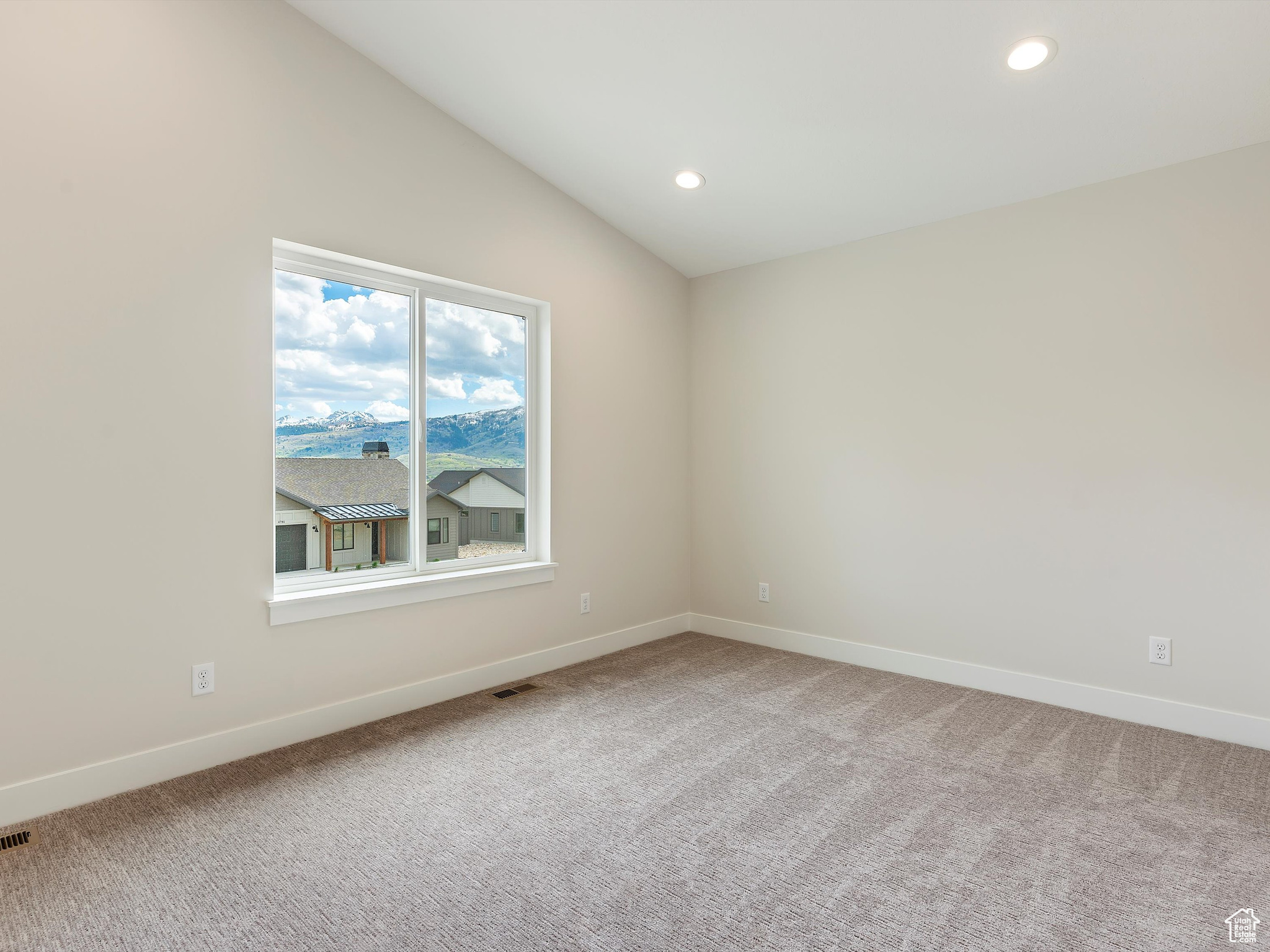 4788 E PADDLEFORD DR