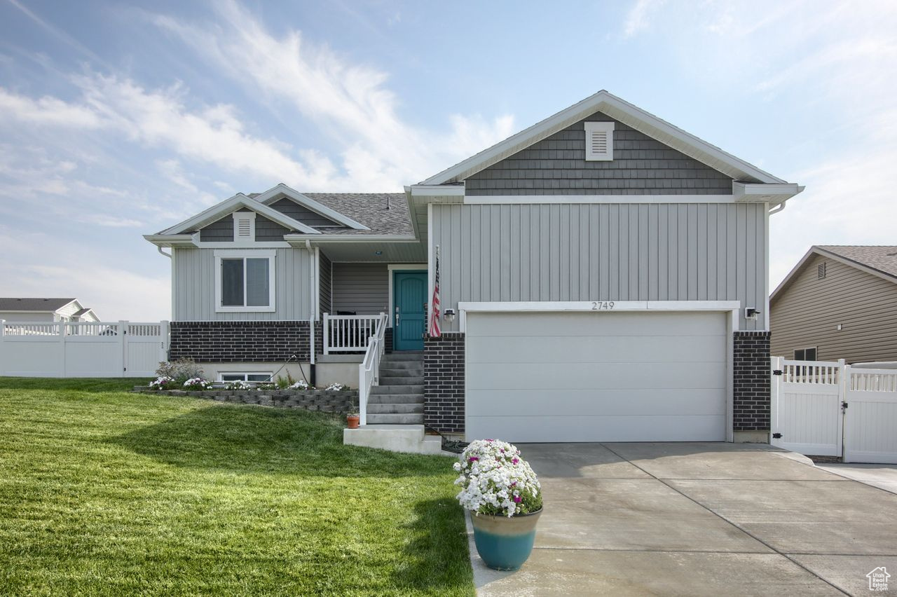2749 TRAILSIDE DR