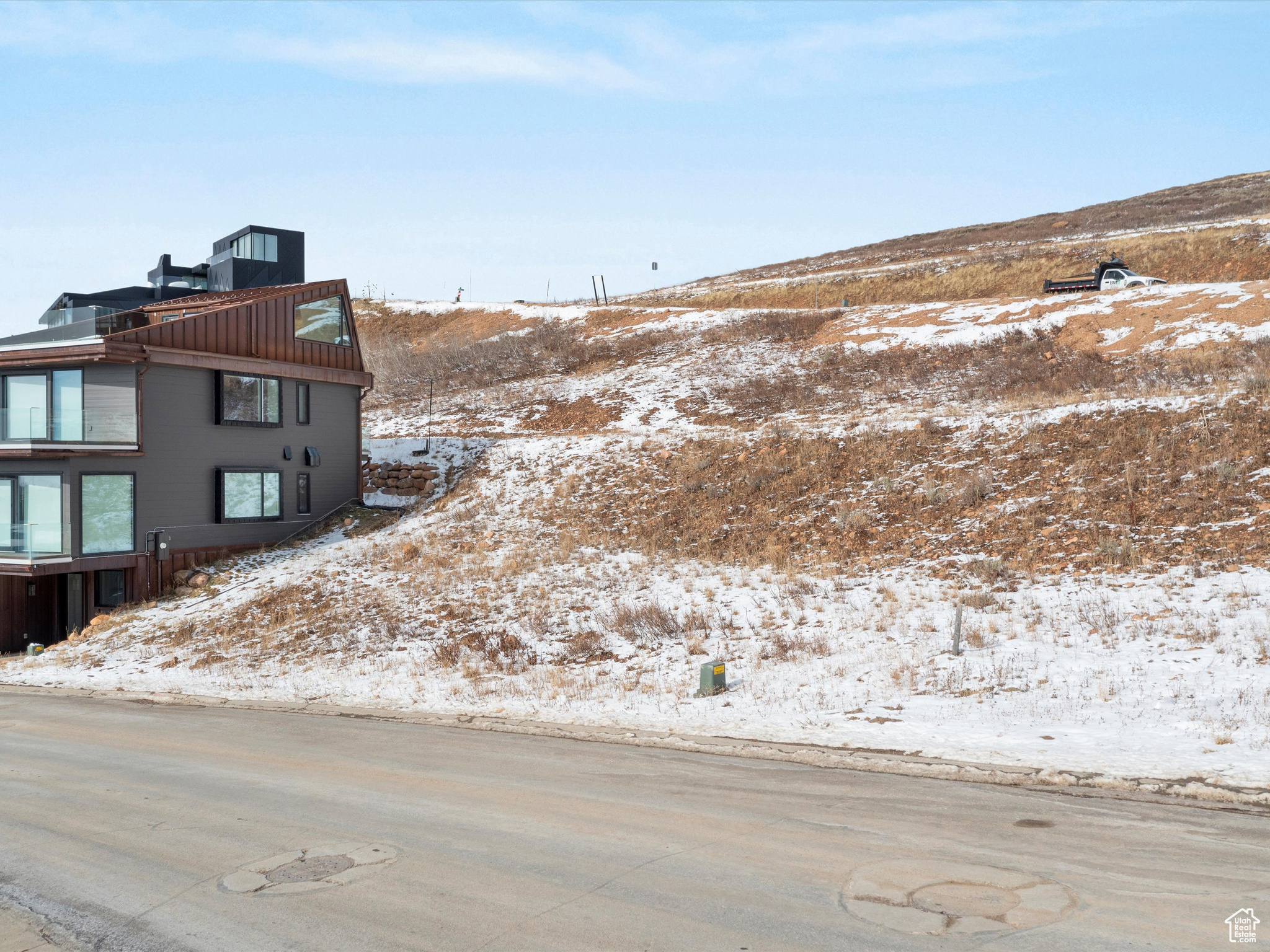8498 E SPRING RD Unit: 69