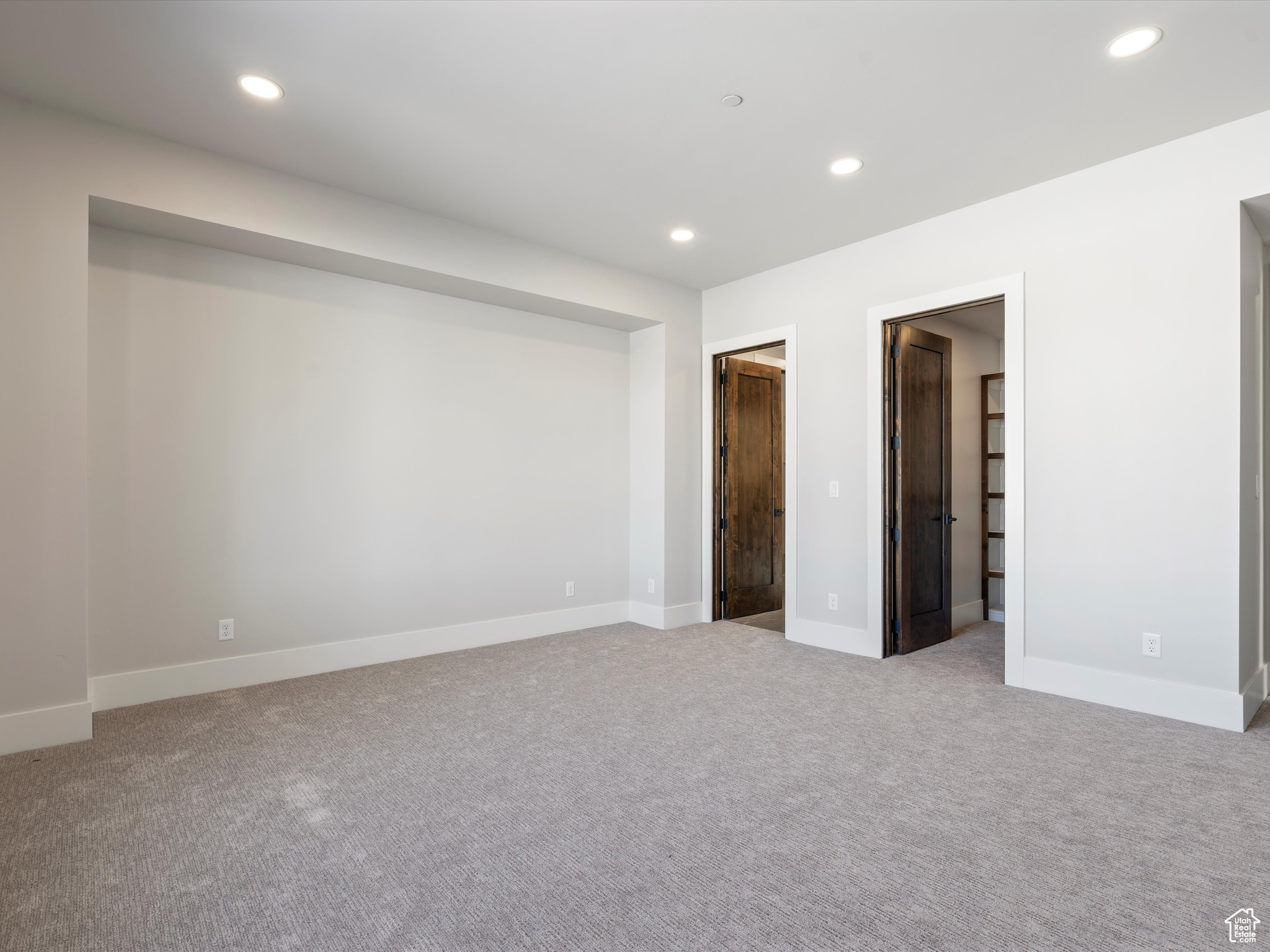 6251 E LEGACY DR