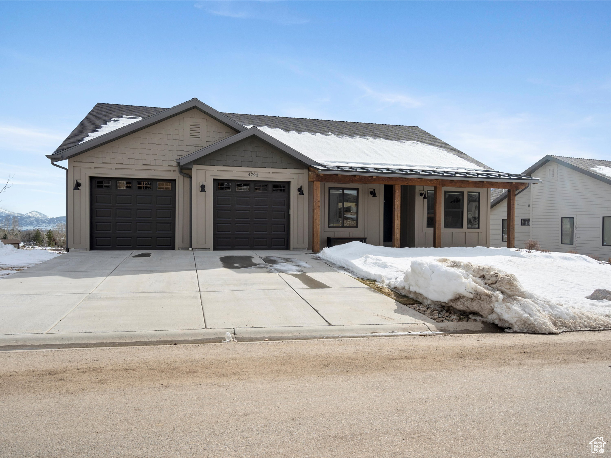 4793 E PADDLEFORD DR