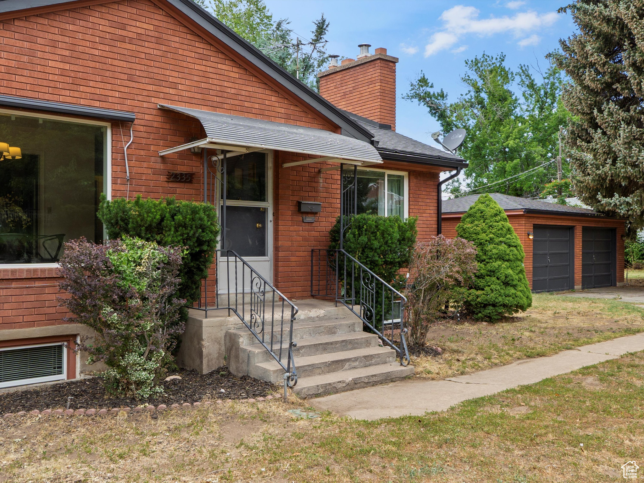 2335 FILLMORE AVE