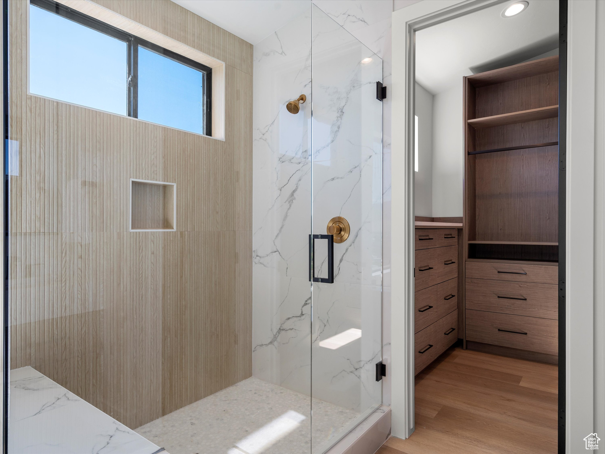 6858 E SUMMIT PEAK CIR