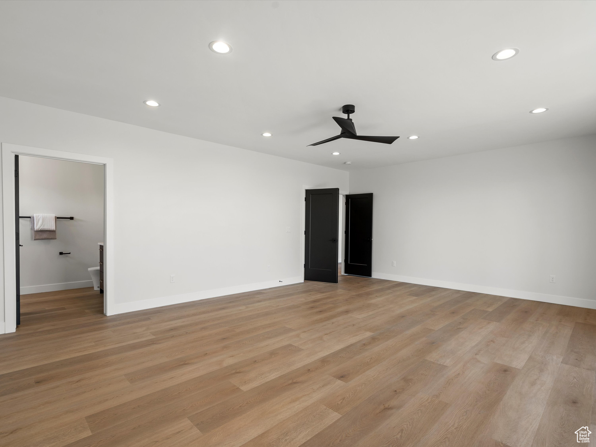 6858 E SUMMIT PEAK CIR
